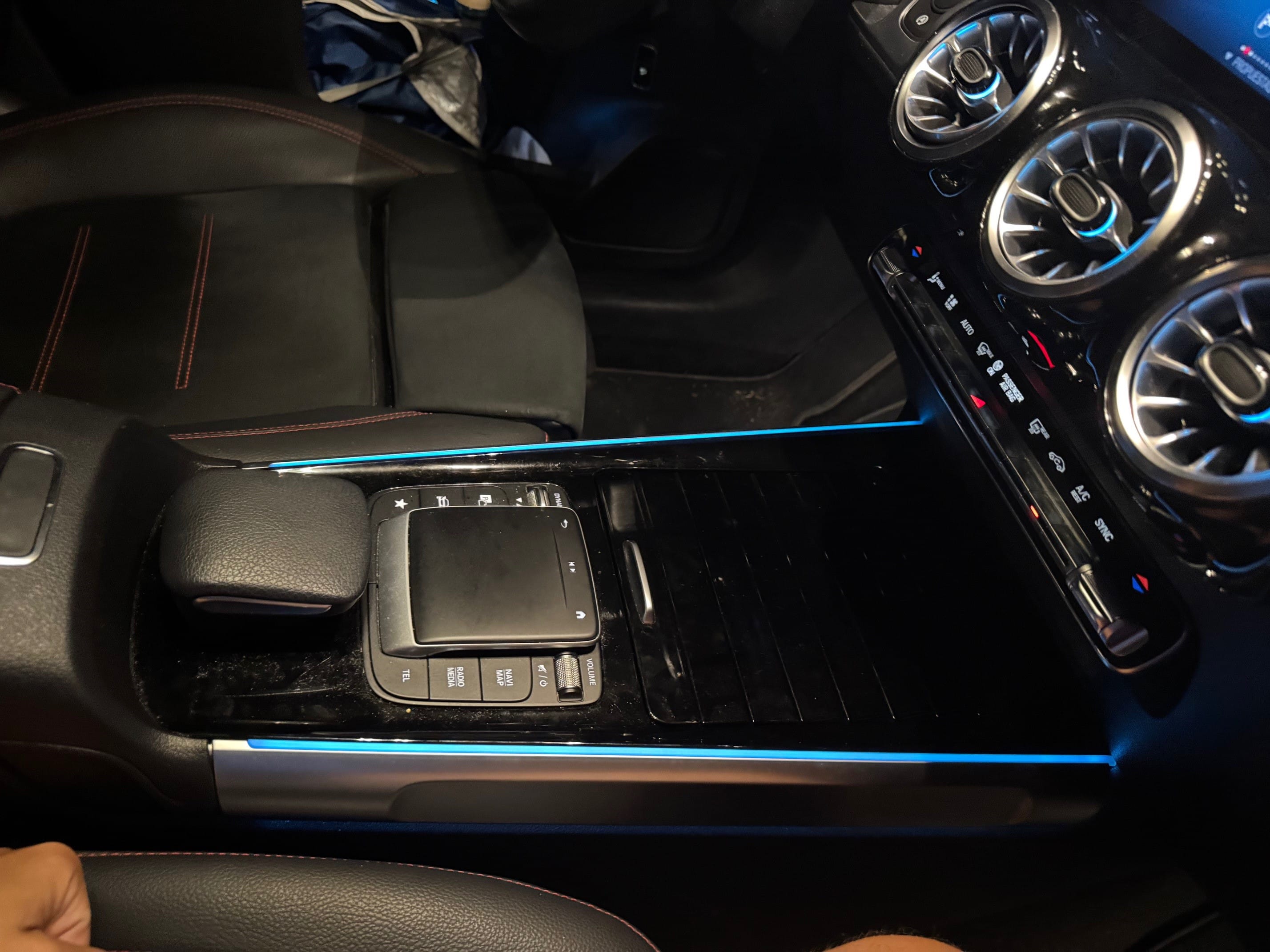 Mercedes-Benz GLB 250 con Dashcam