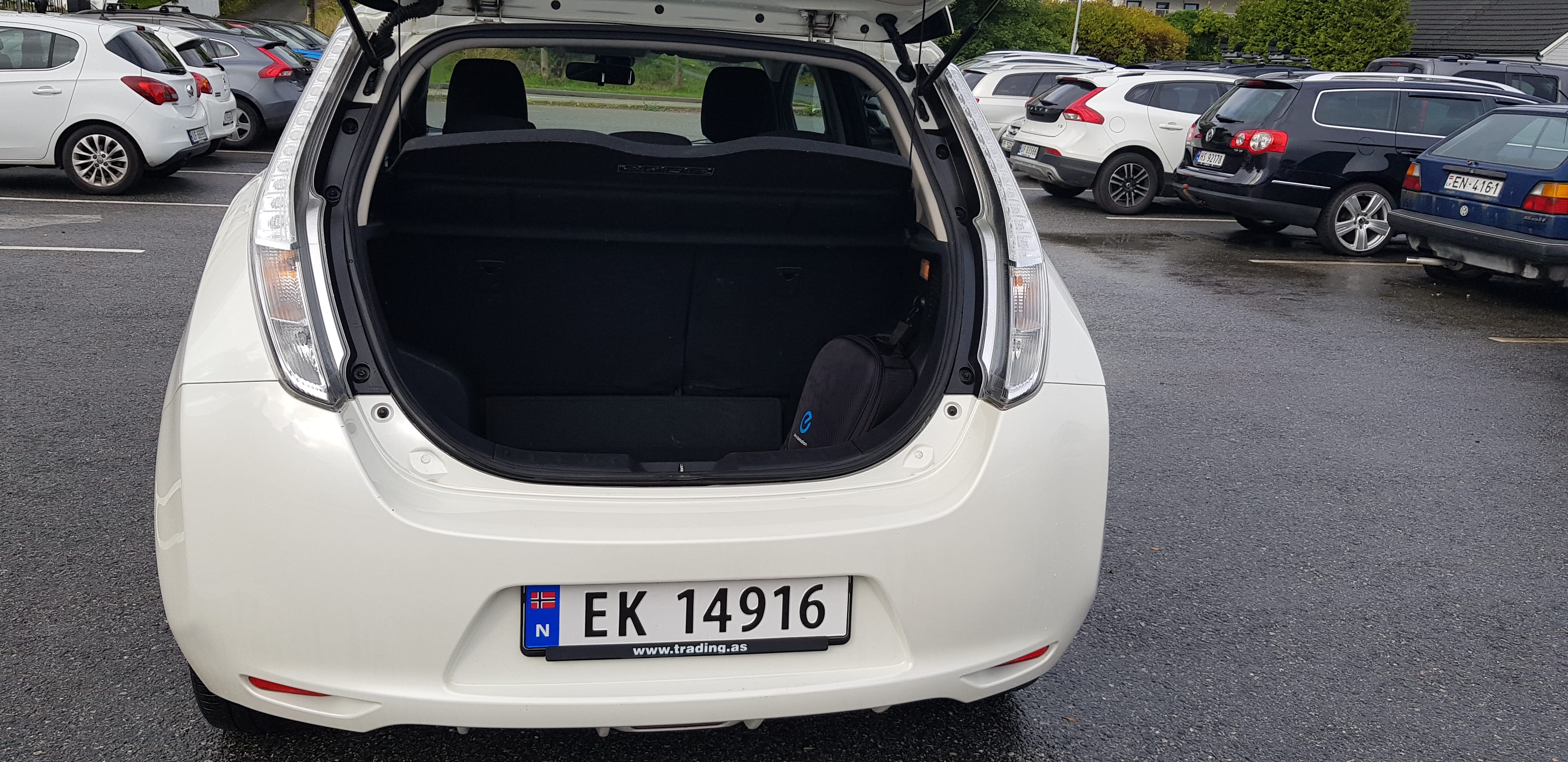 Nissan Leaf med Dashcam