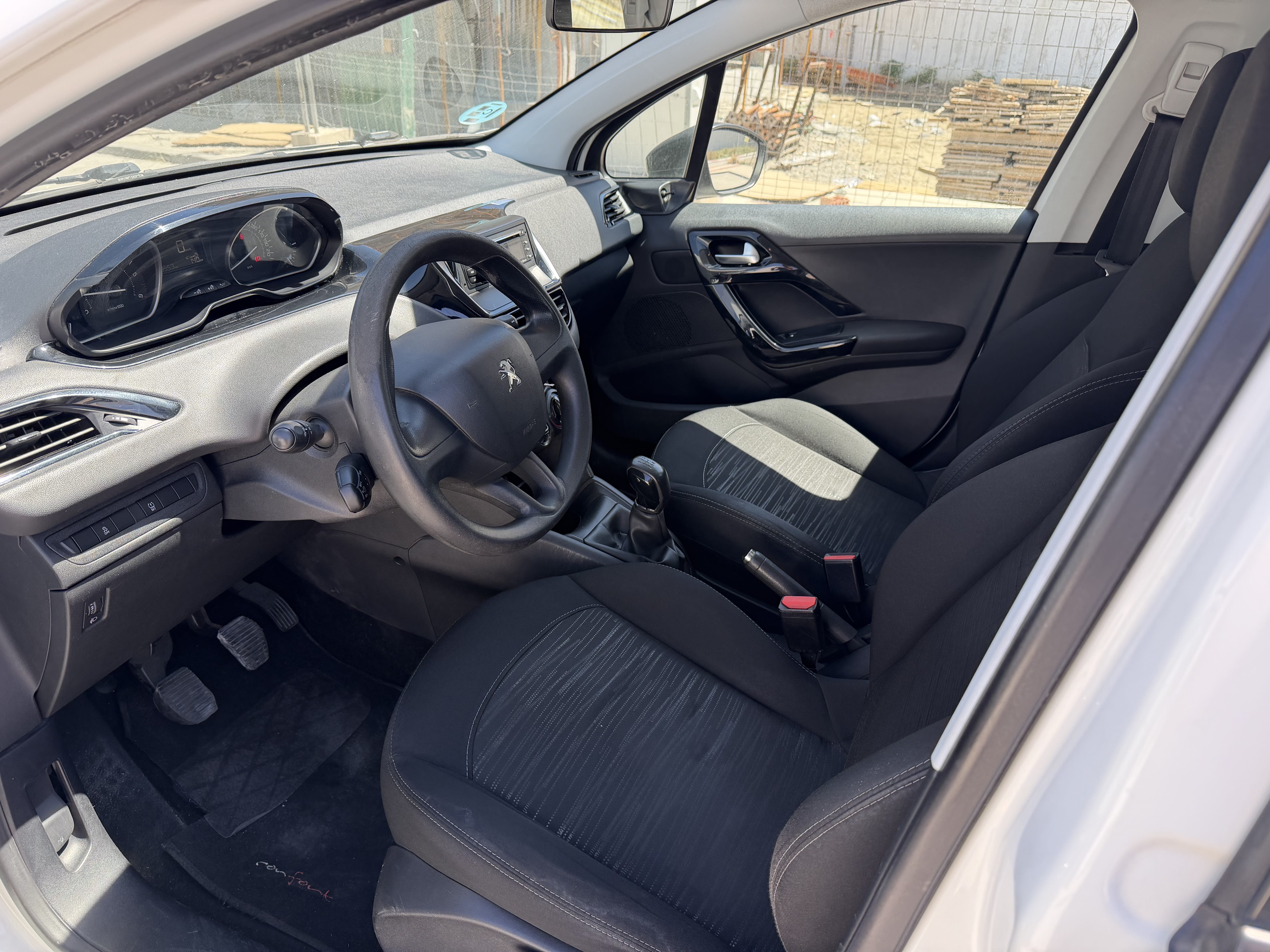 Peugeot 208 con Audio Bluetooth