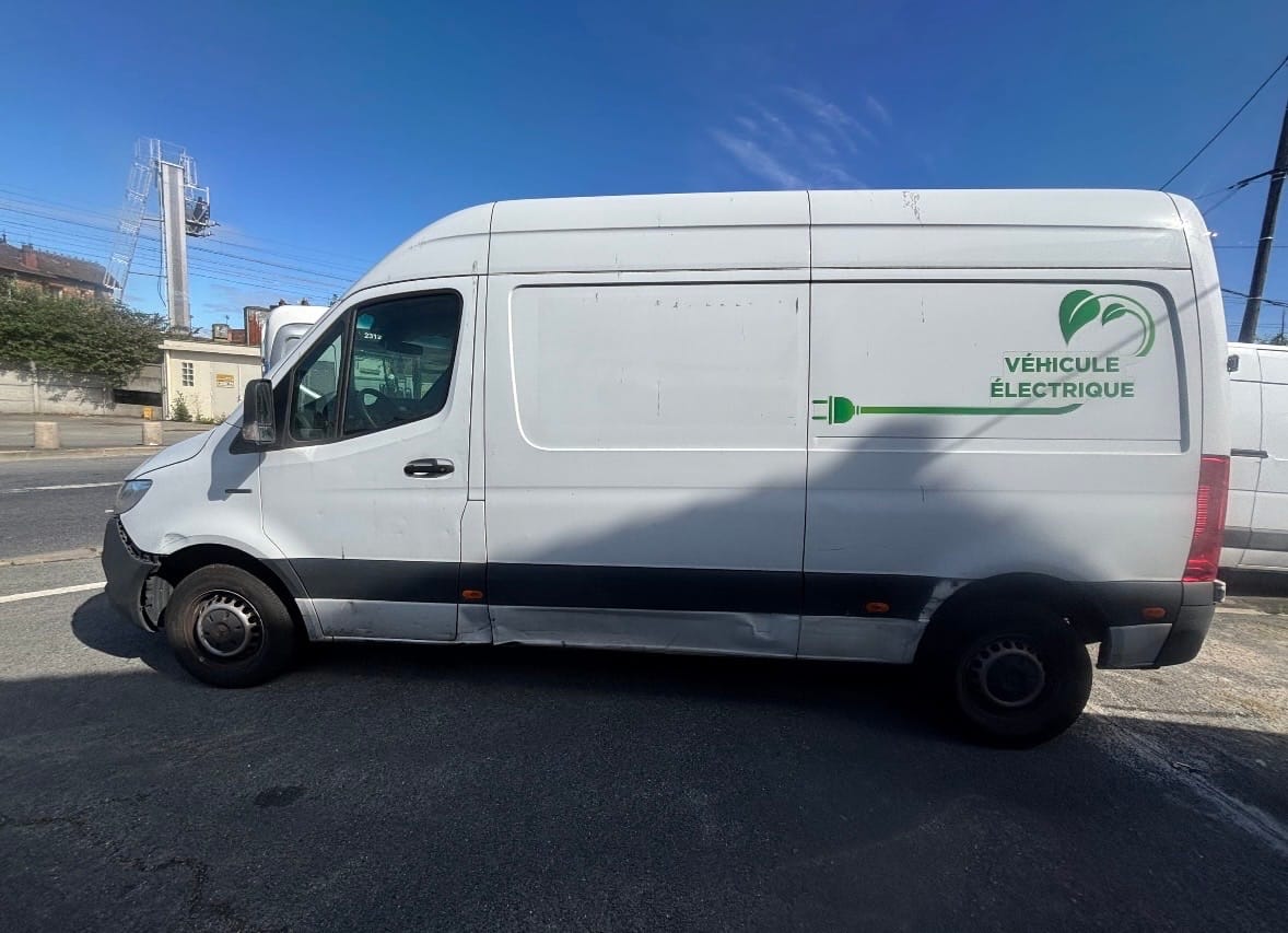 Mercedes-Benz Sprinter avec Climatisation