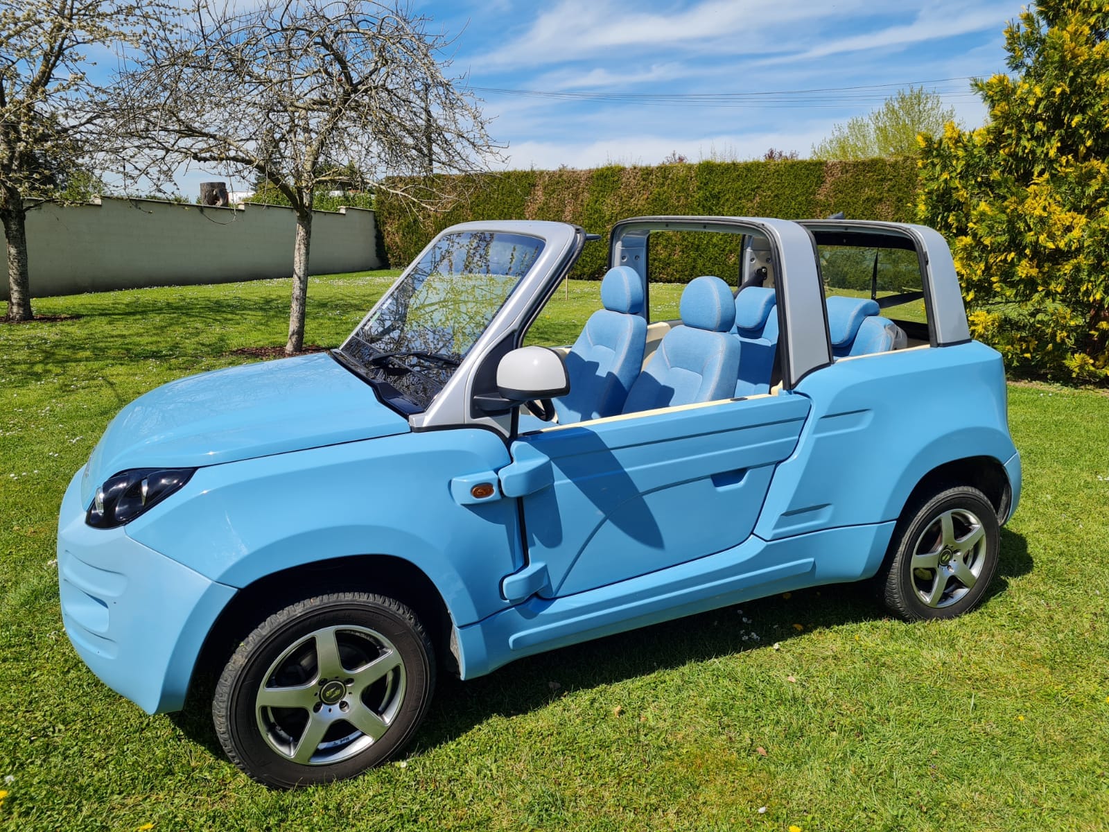 Bolloré Bluesummer, 2015, Électrique, automatique