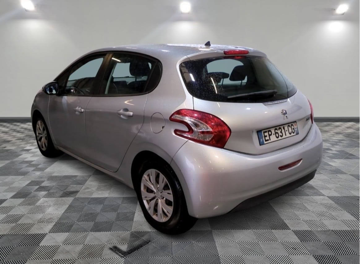 Peugeot 208 avec Régulateur de vitesse