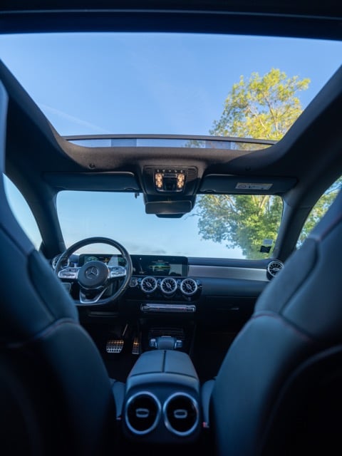 Mercedes-Benz CLA 250 avec GPS