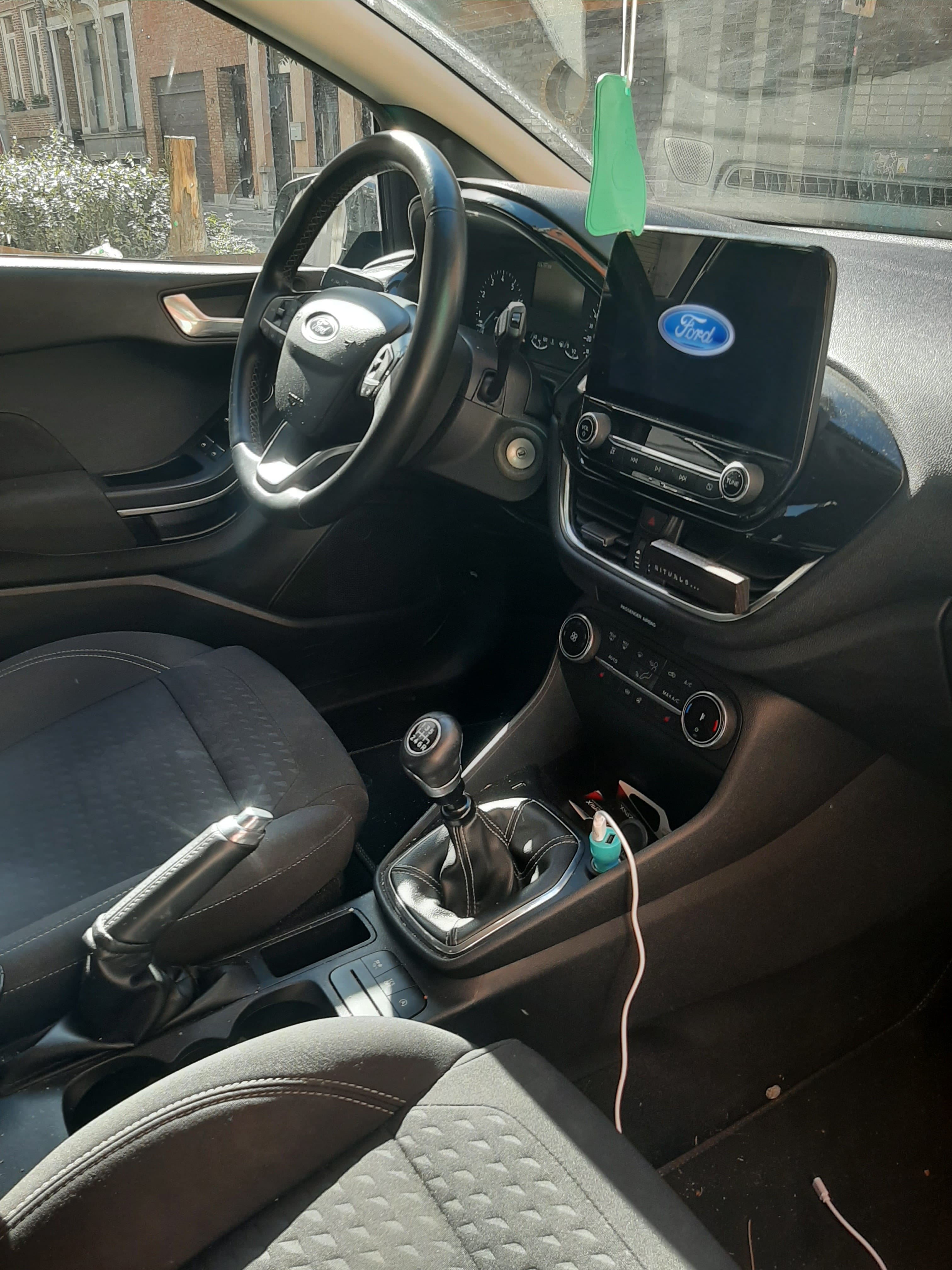 Ford Fiesta avec Régulateur de vitesse