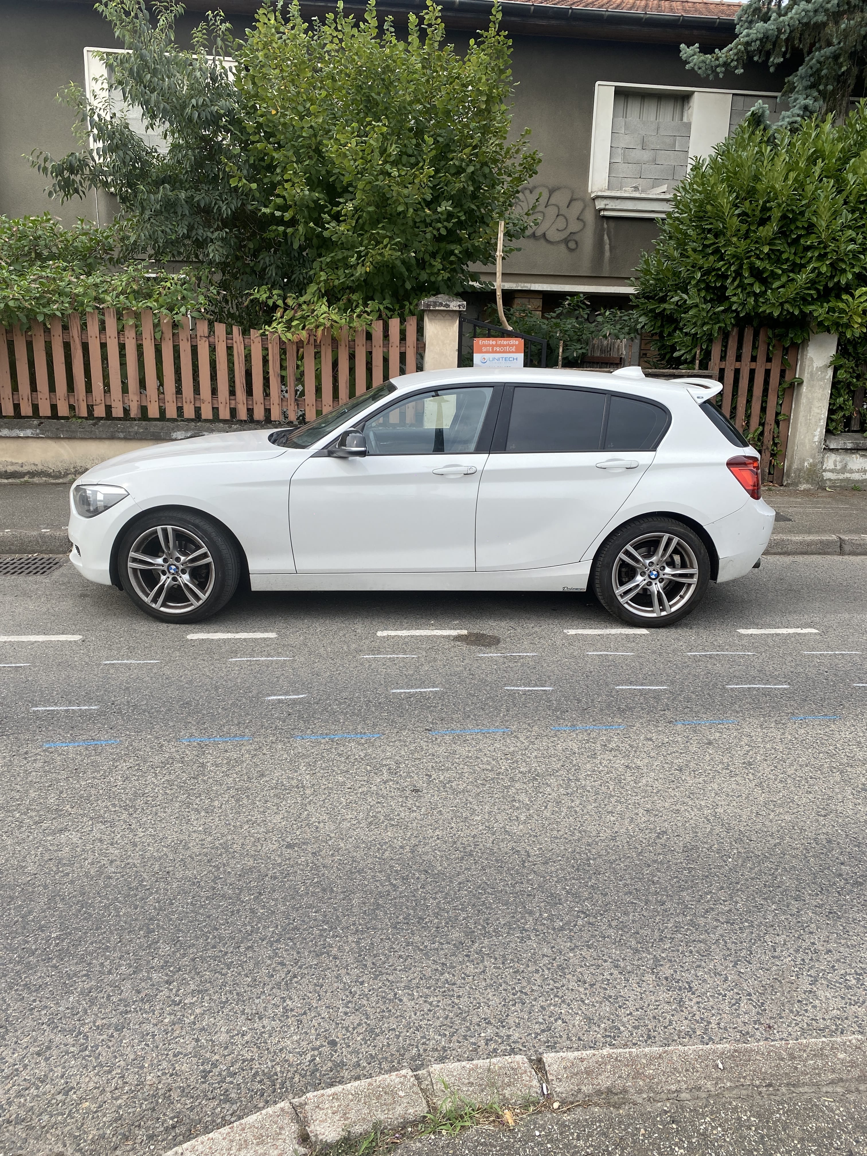 BMW Série 1 avec Climatisation