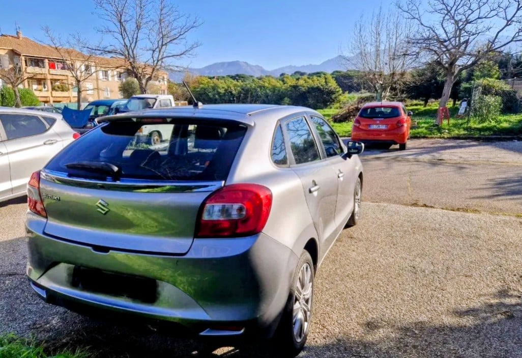 Suzuki Baleno avec Régulateur de vitesse
