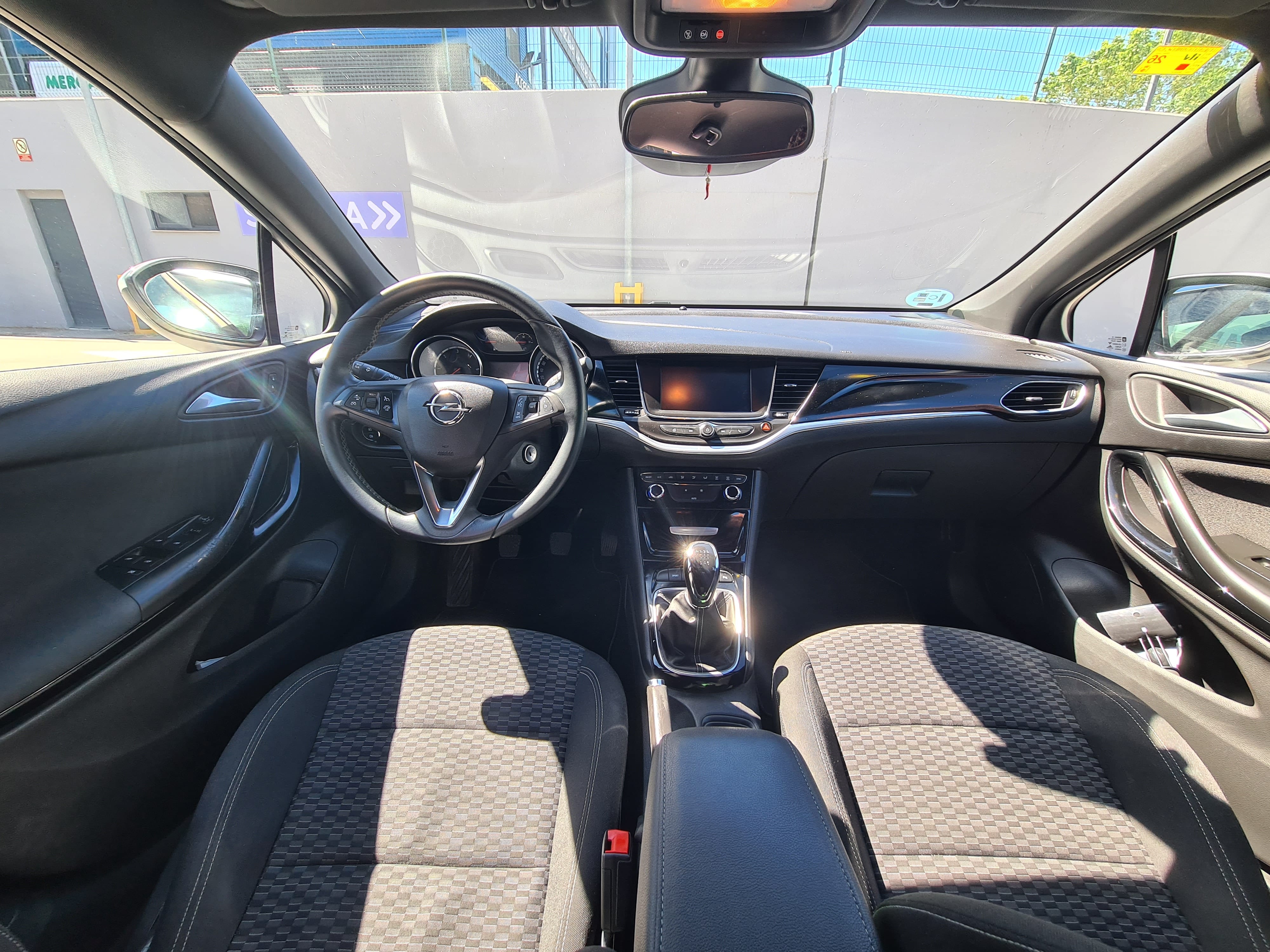 Opel Astra con Control de velocidad