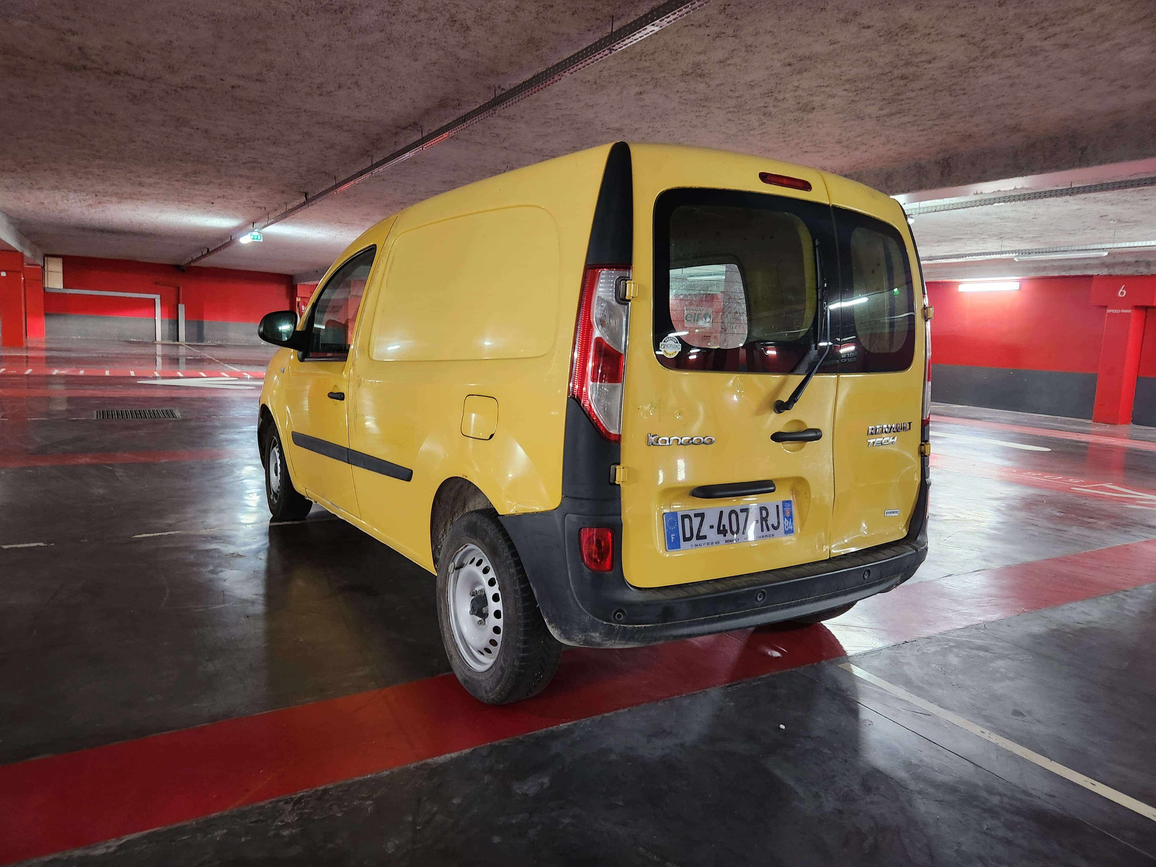Renault Kangoo Express 1.5 dci avec Entrée audio / iPod