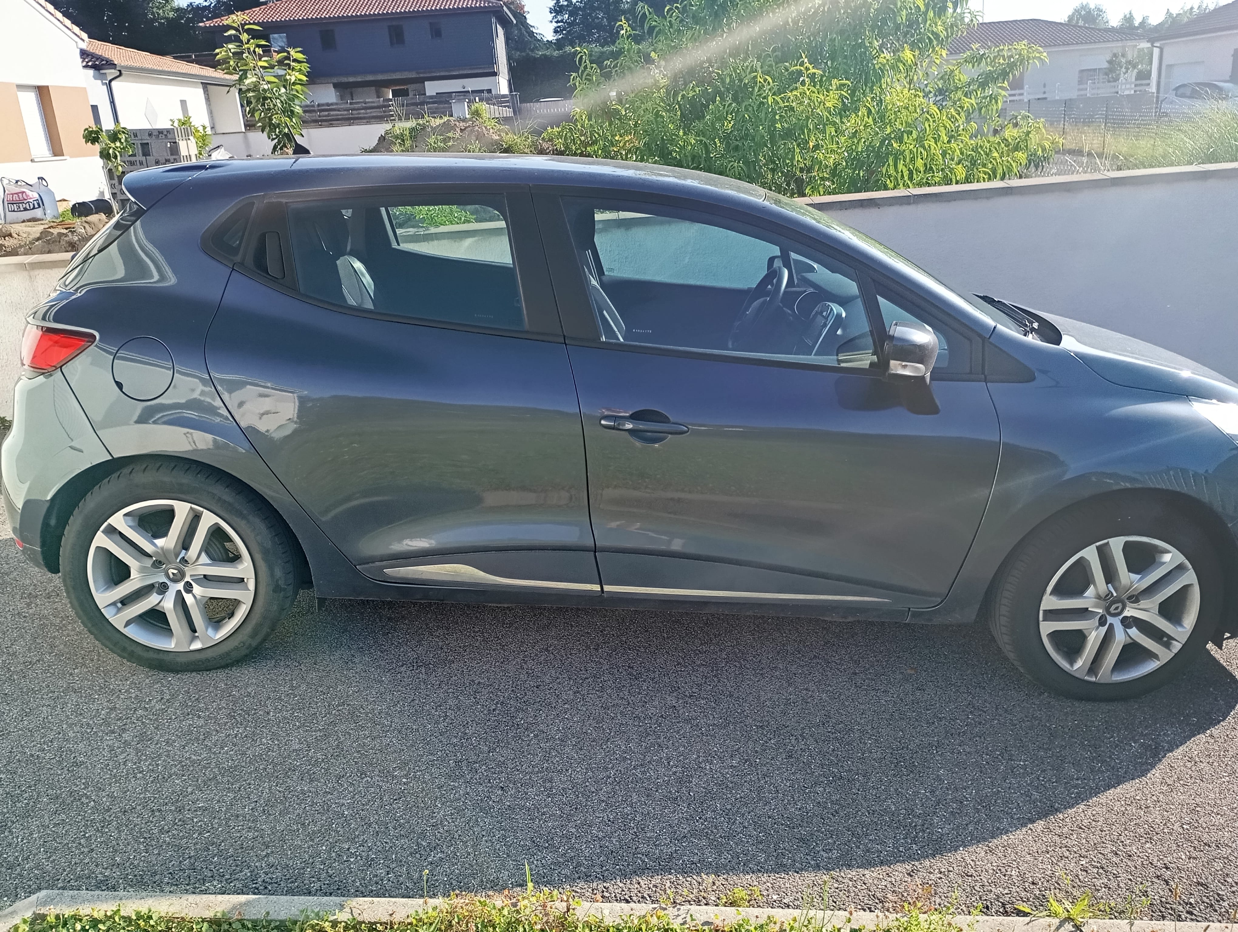 Renault Clio avec Climatisation