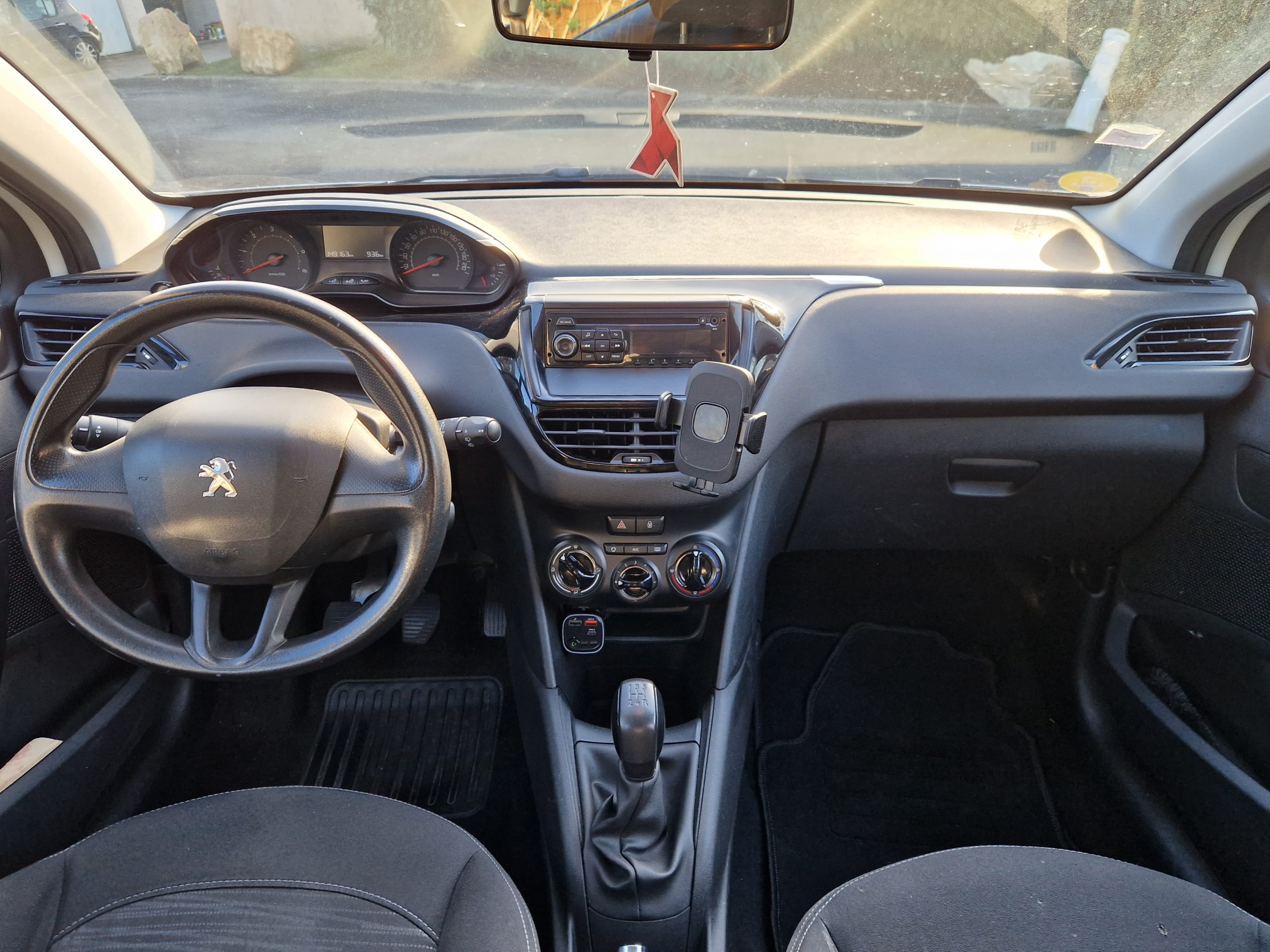 Peugeot 208 Société avec Audio Bluetooth