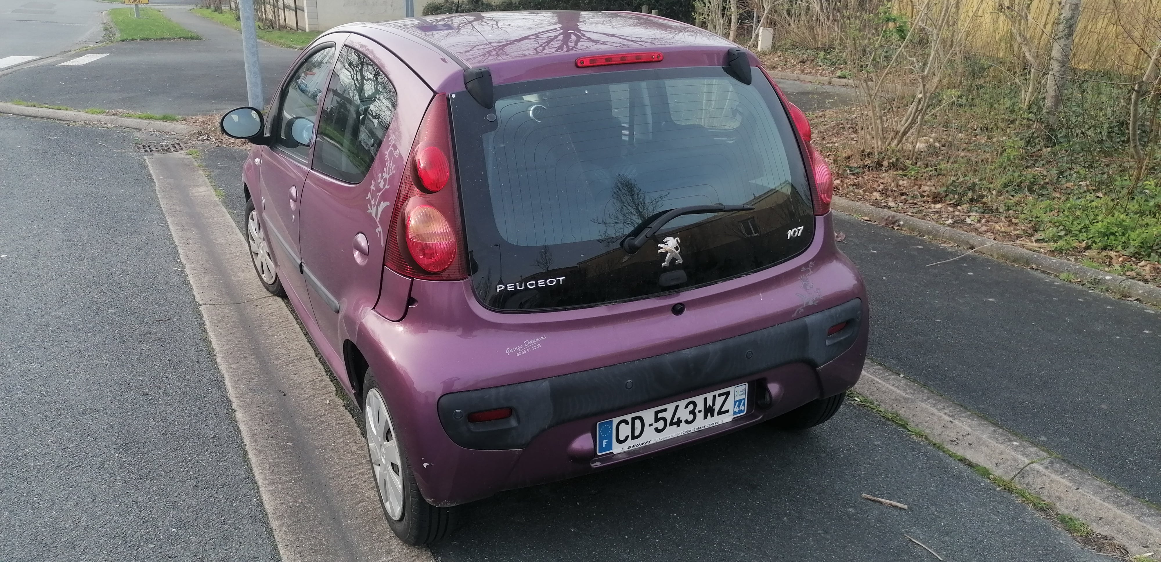 Peugeot 107 avec Siège bébé