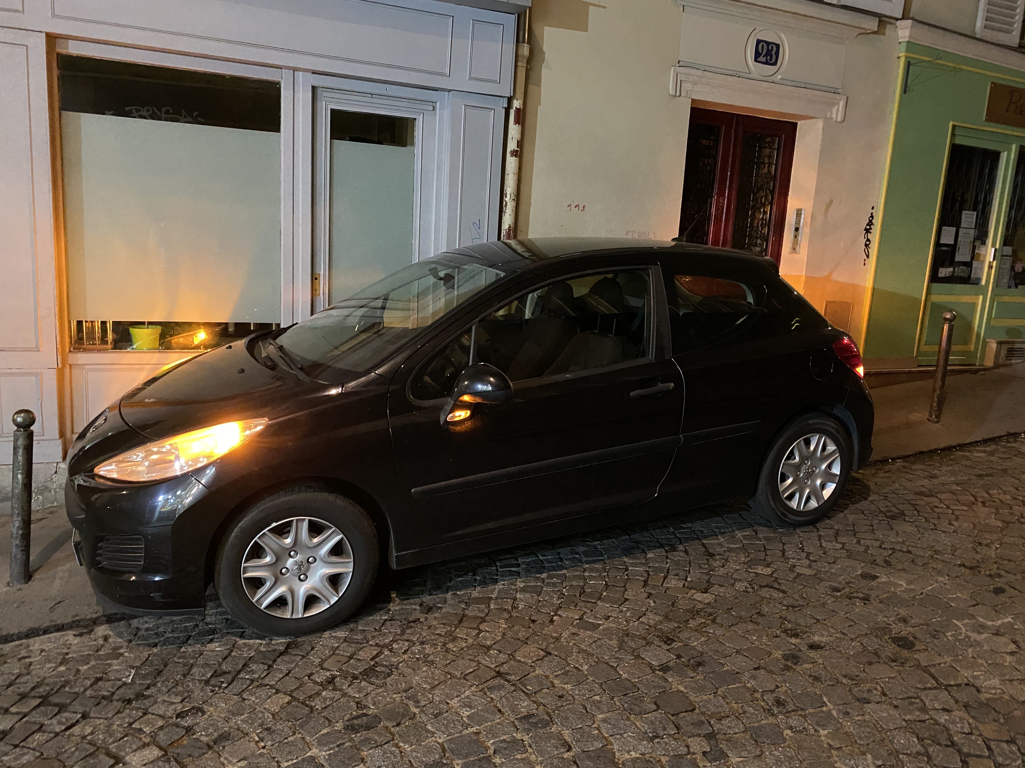 Peugeot 207+ avec Climatisation