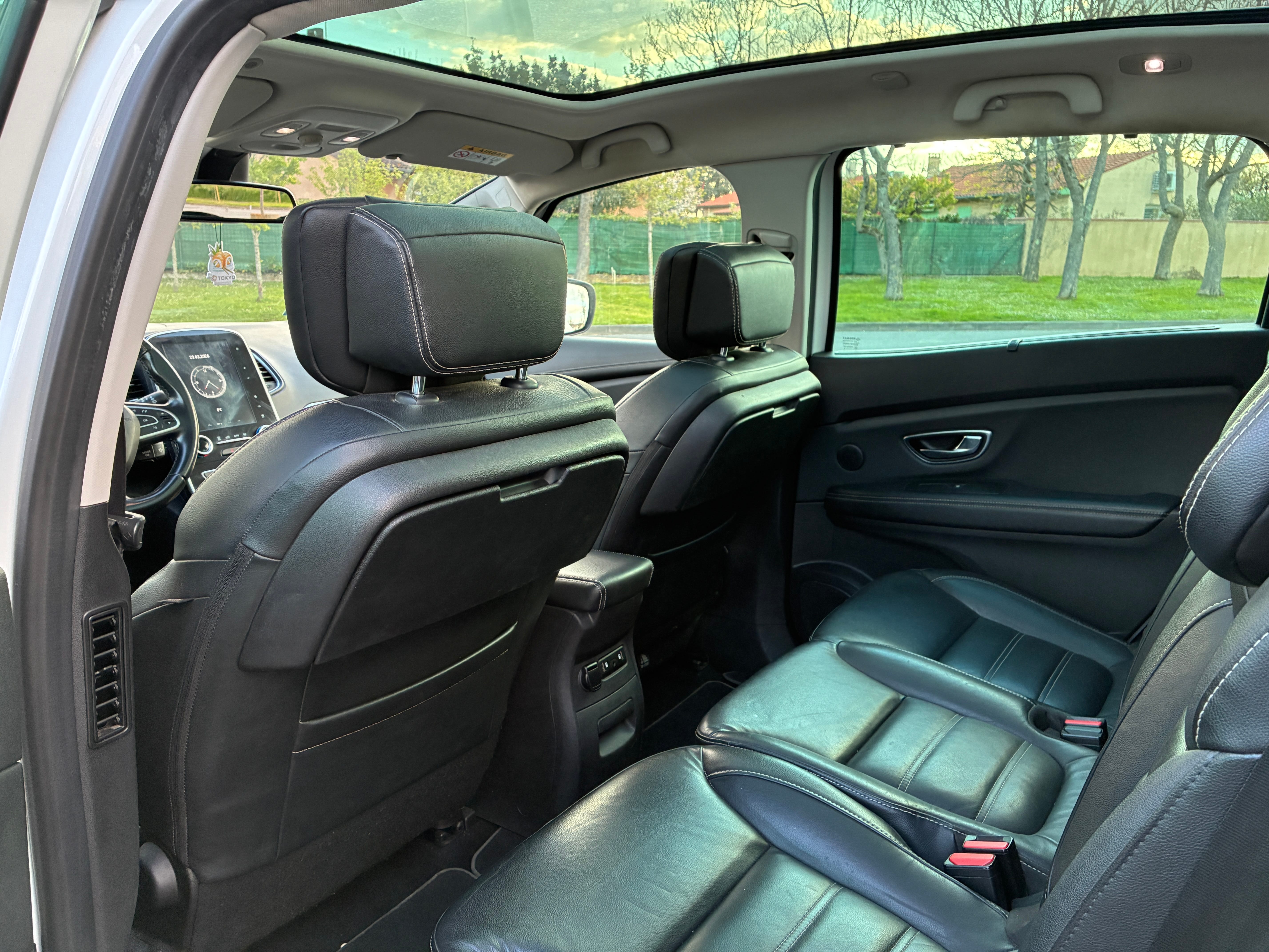 Renault Grand Scenic avec Apple CarPlay