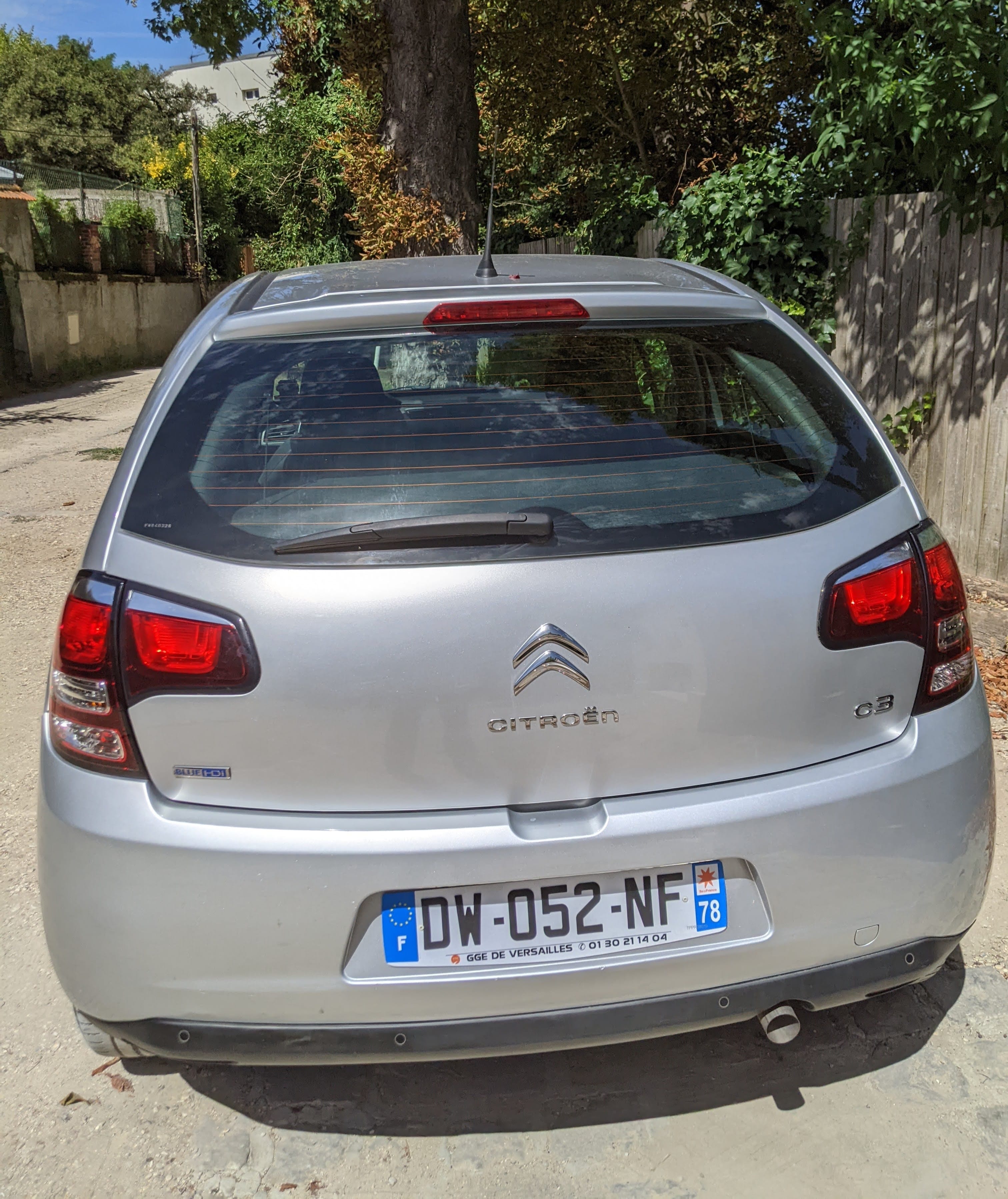 Citroen C3 - Service à domicile : remise et reprise du véhicule, possible sur Versailles & environs. avec Climatisation