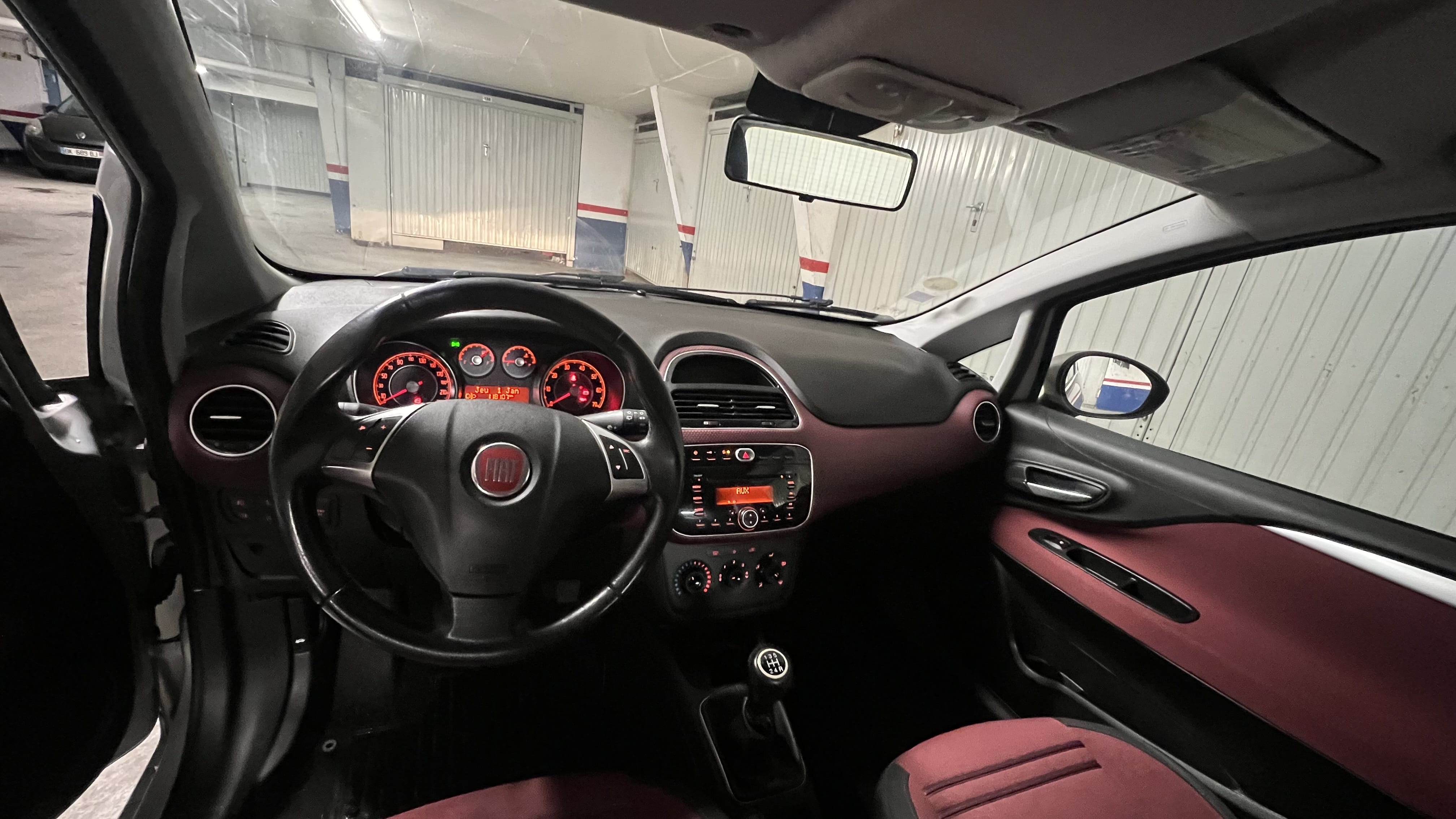 Fiat Punto avec Audio Bluetooth