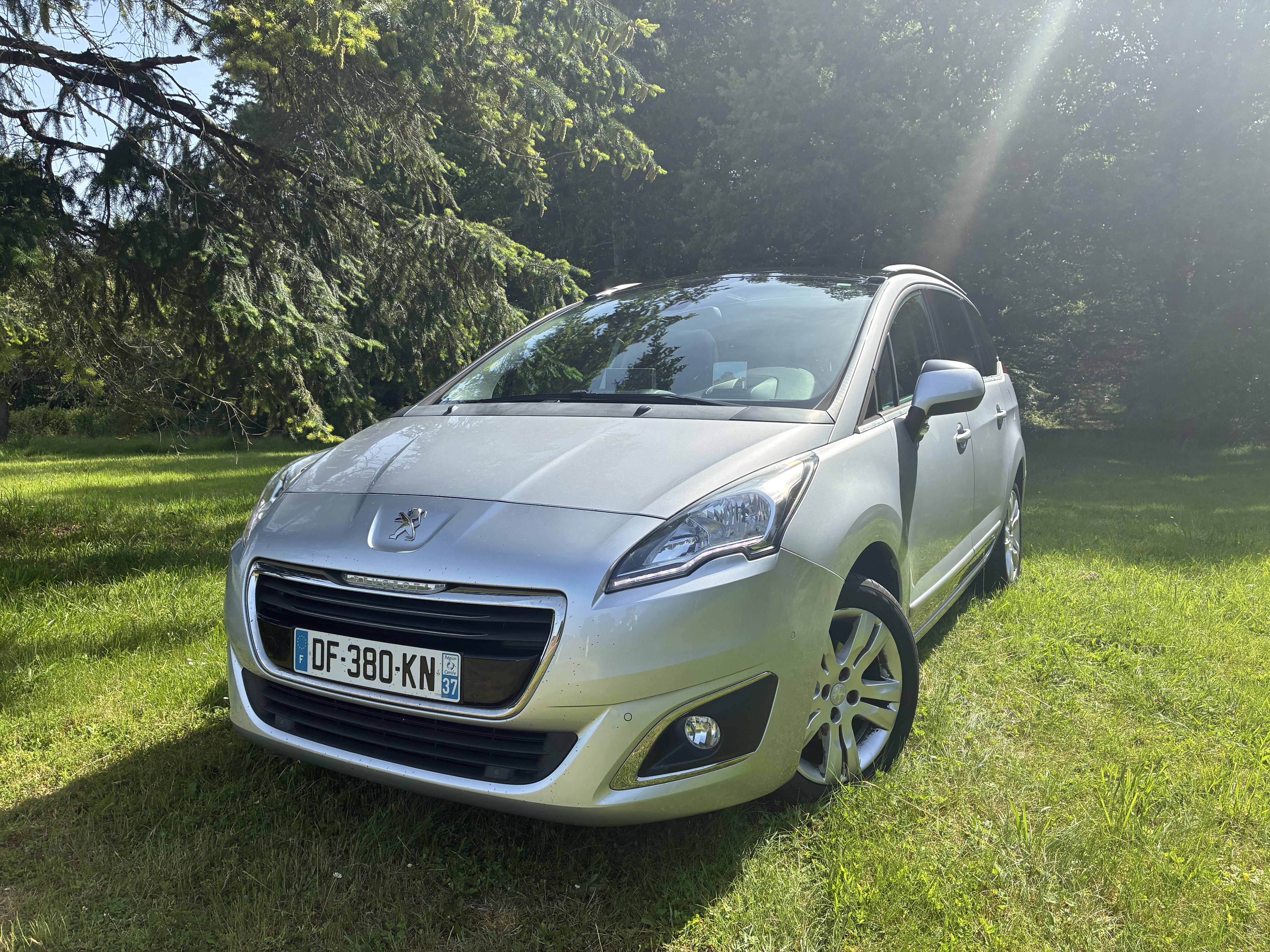 Peugeot 5008 avec Climatisation