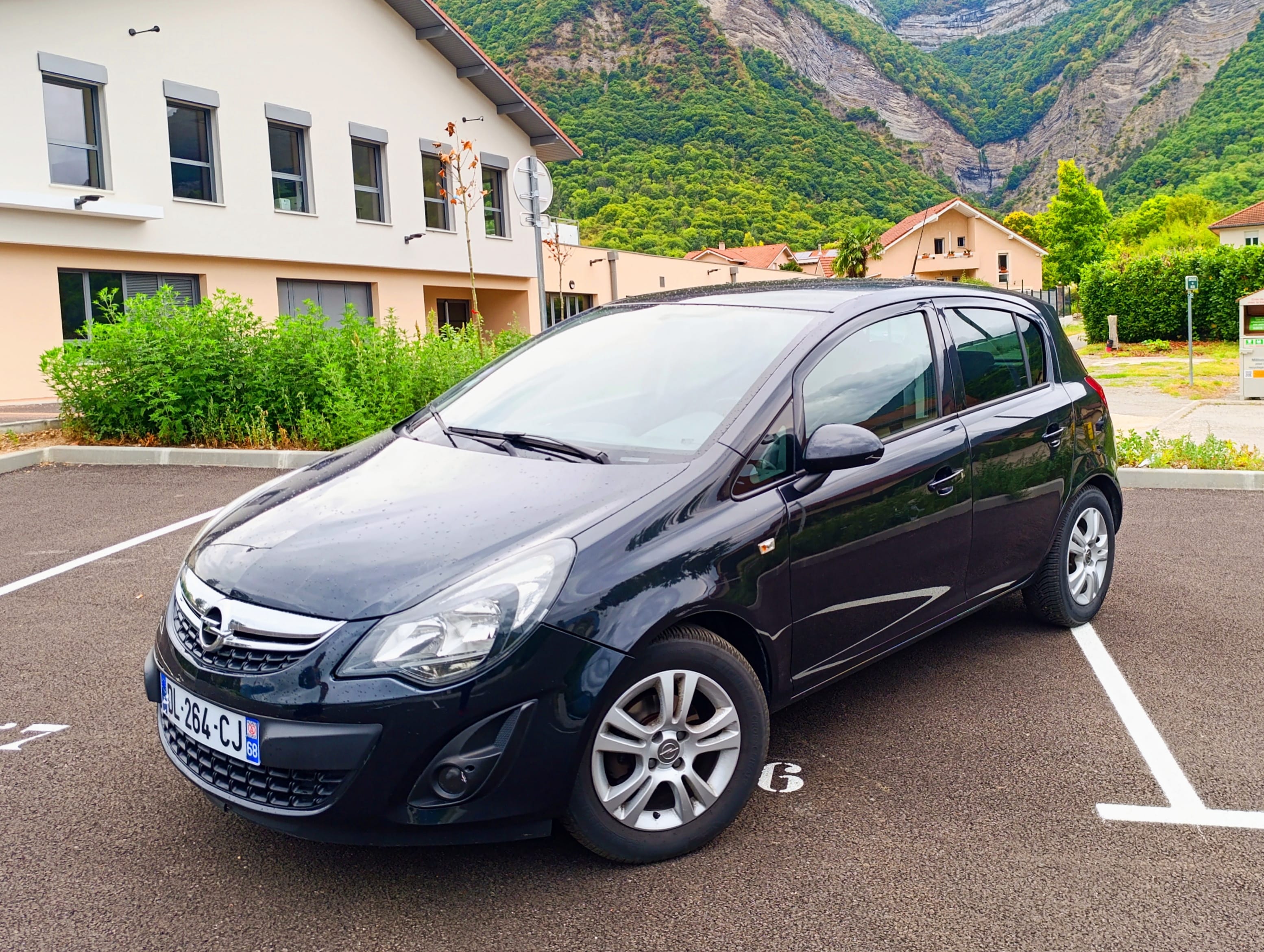 Opel Corsa, 2014, Essence 98