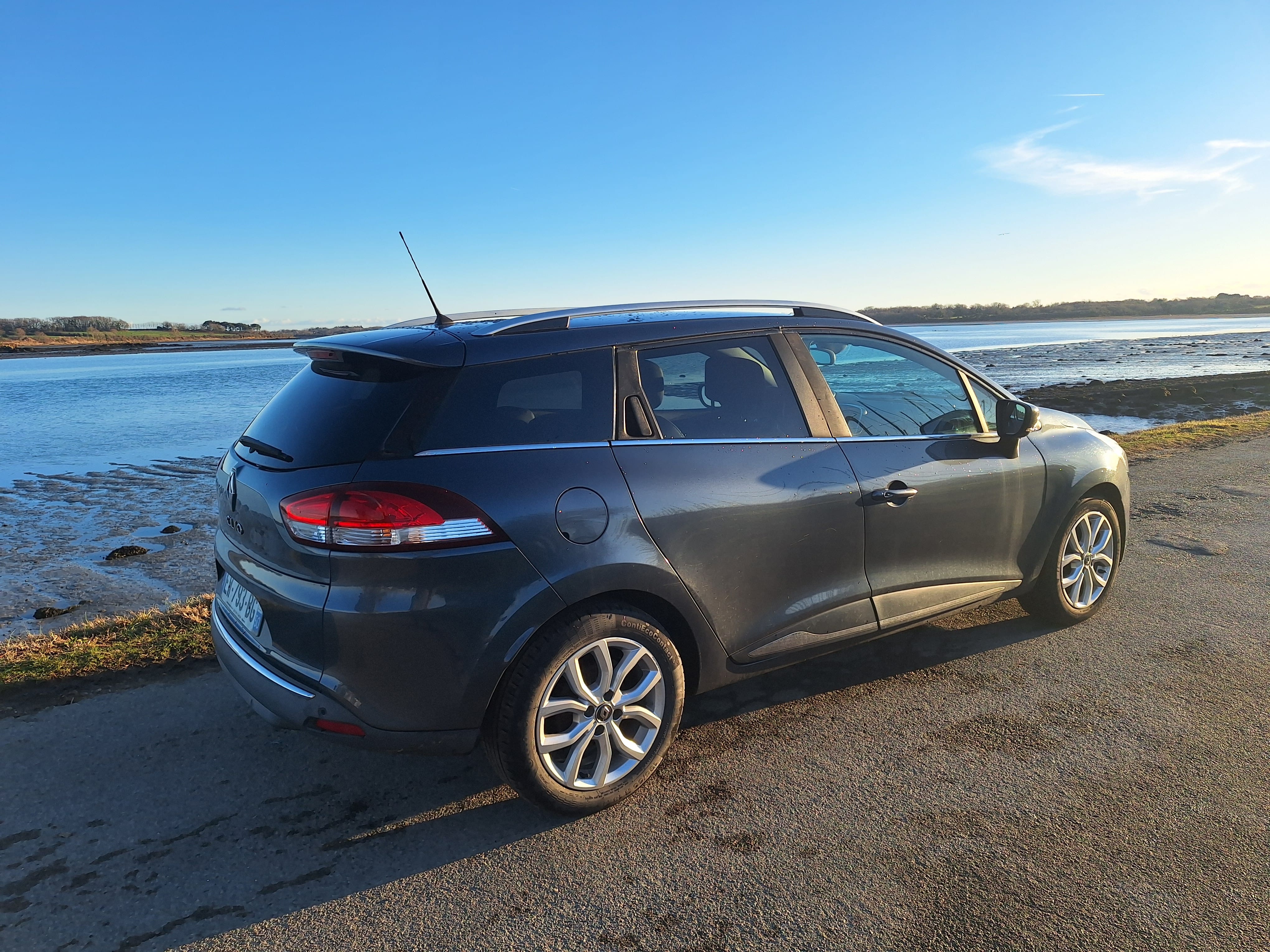 Renault Clio Estate 2018 avec Siège bébé