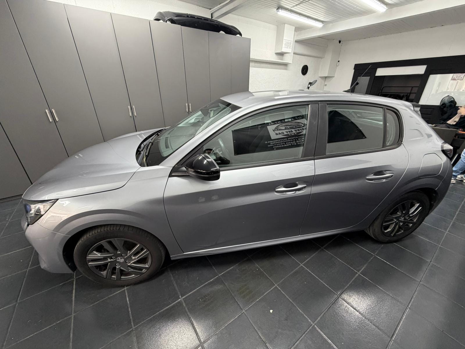 Peugeot 208 with Air conditioning