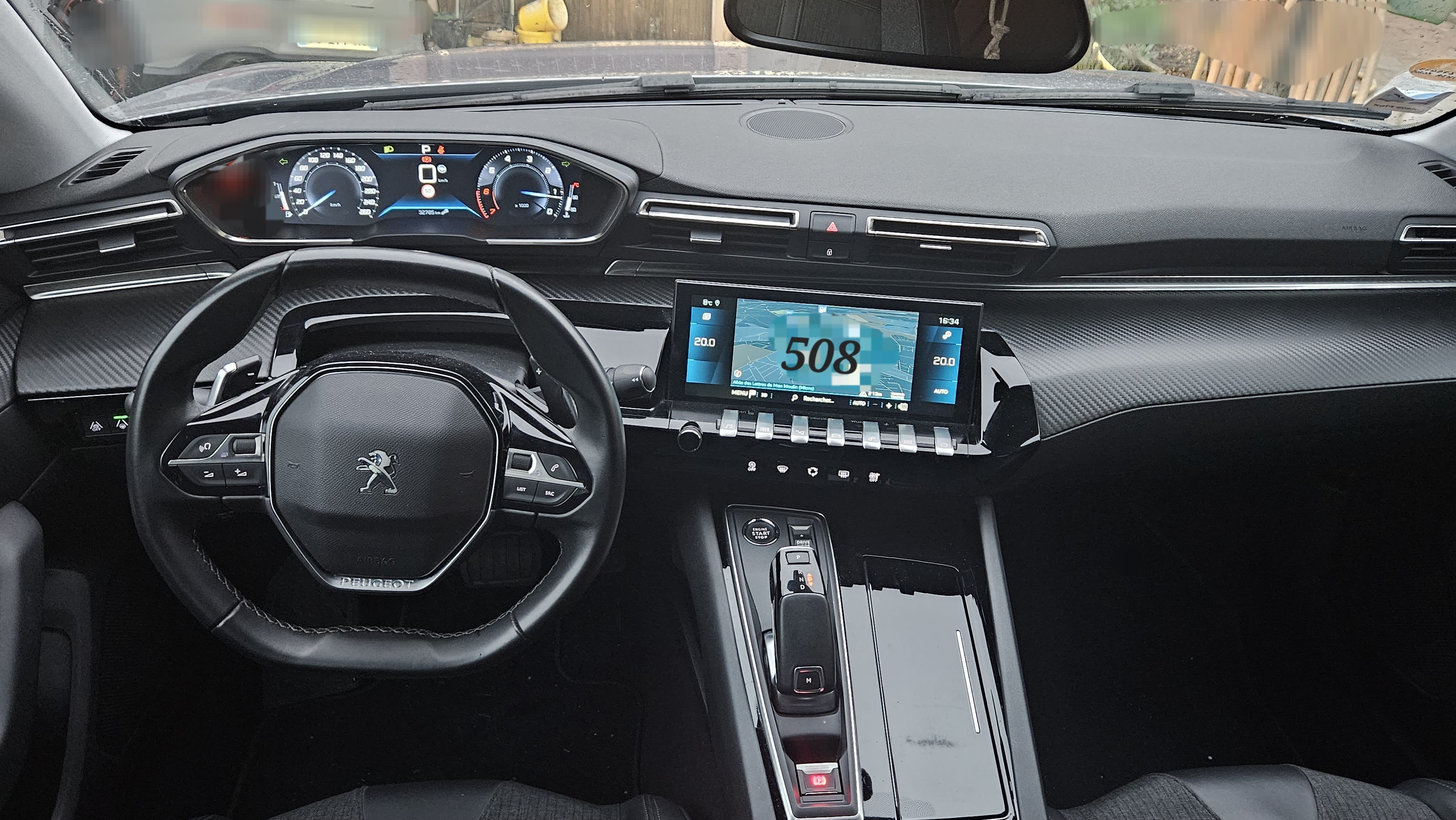 Peugeot 508 130ch avec GPS