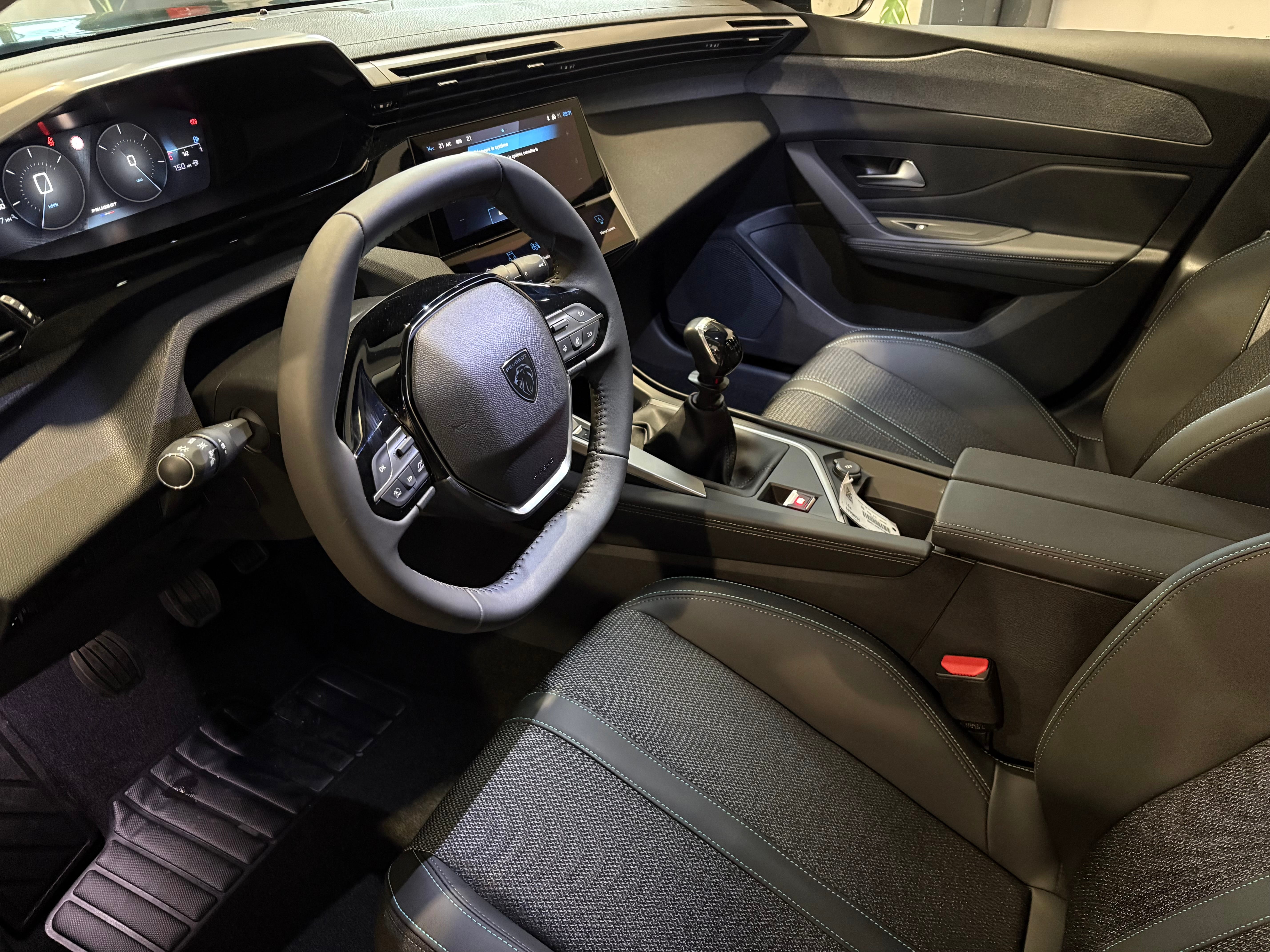 Peugeot 308 avec GPS