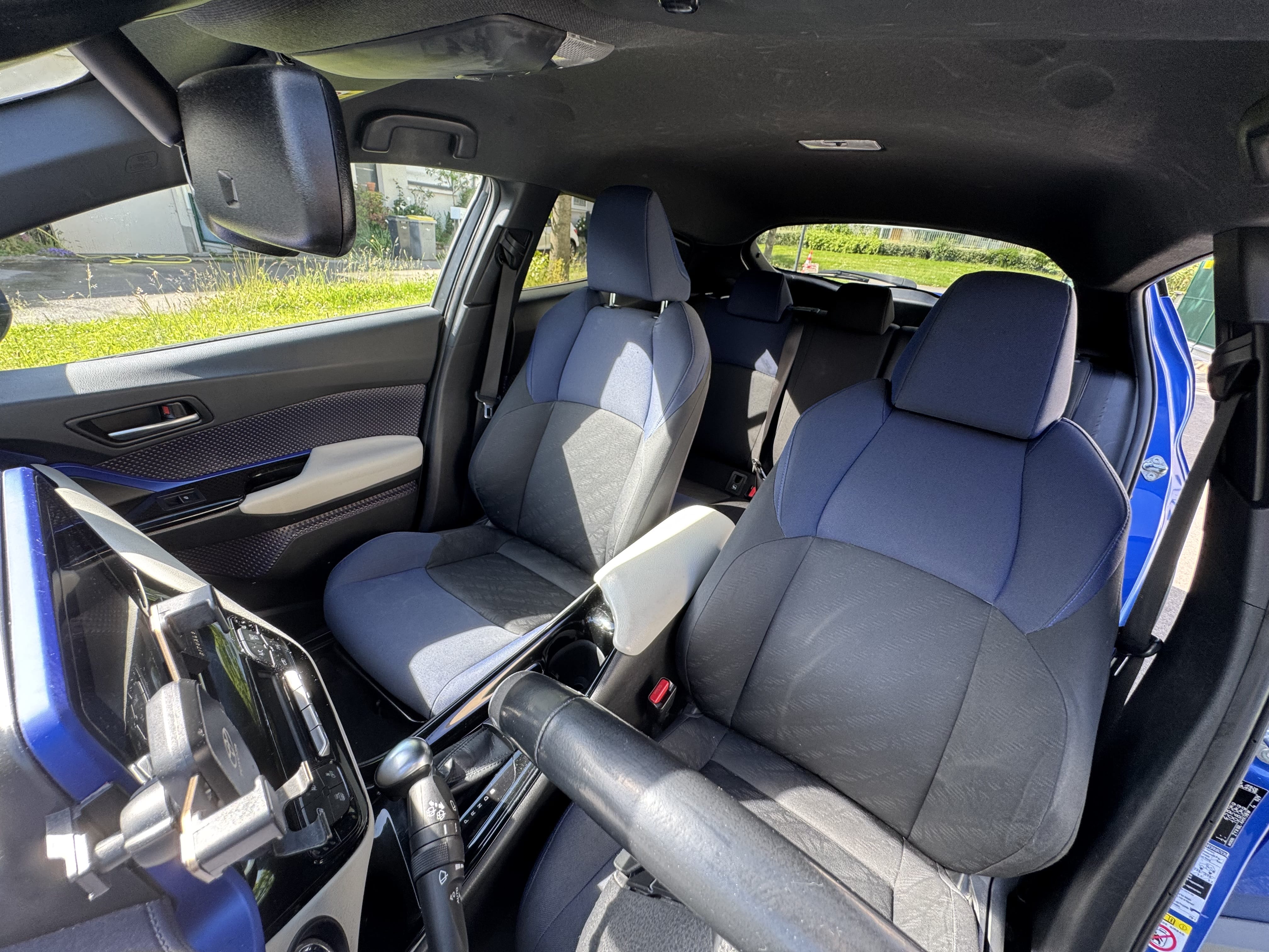 Toyota C-HR Hybrid Hybrid 122ch