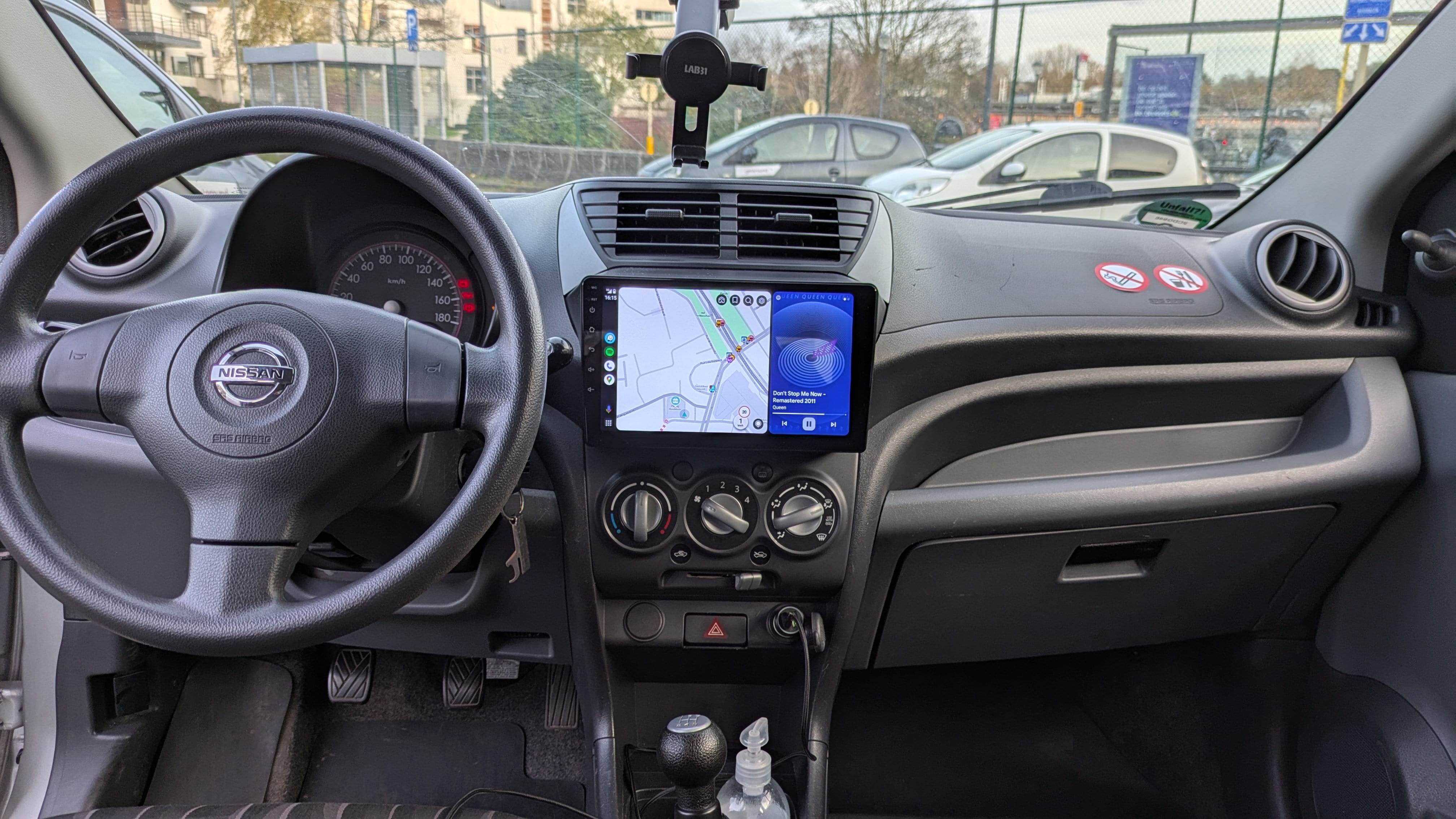 Nissan Pixo