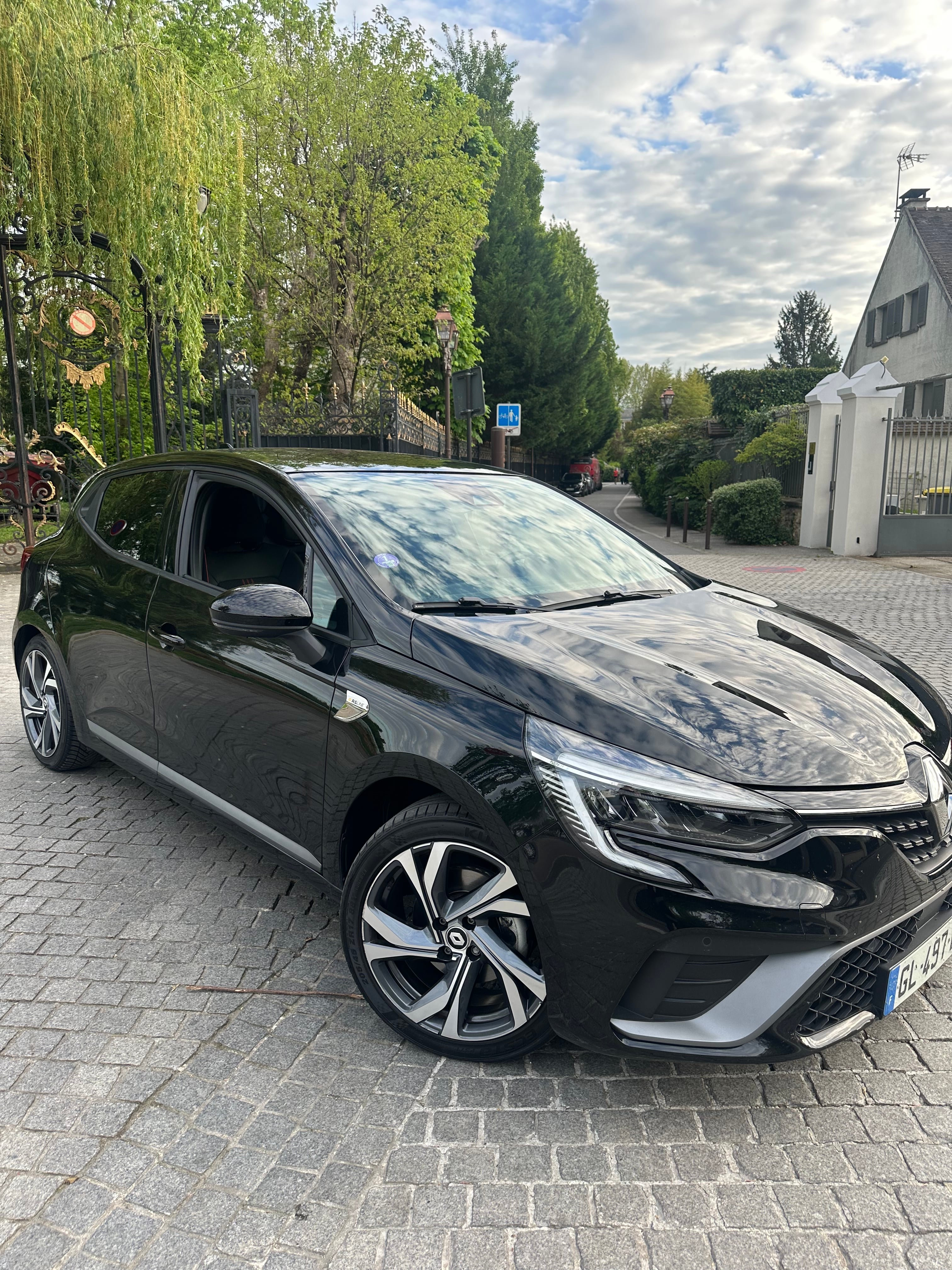 Renault Clio E-tech avec Climatisation