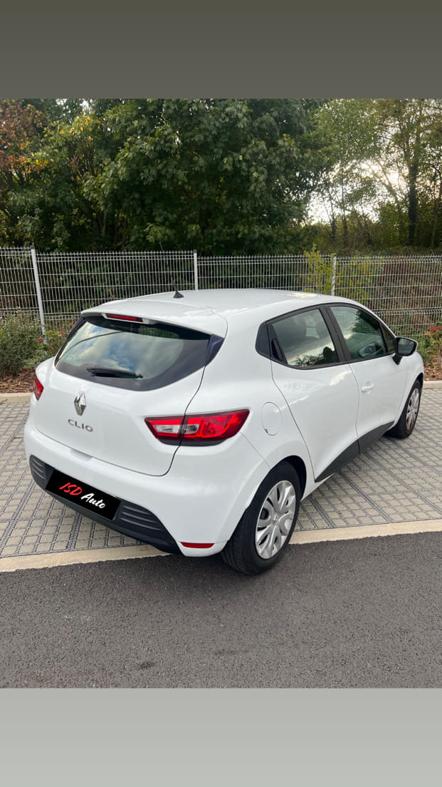 Renault Clio avec GPS