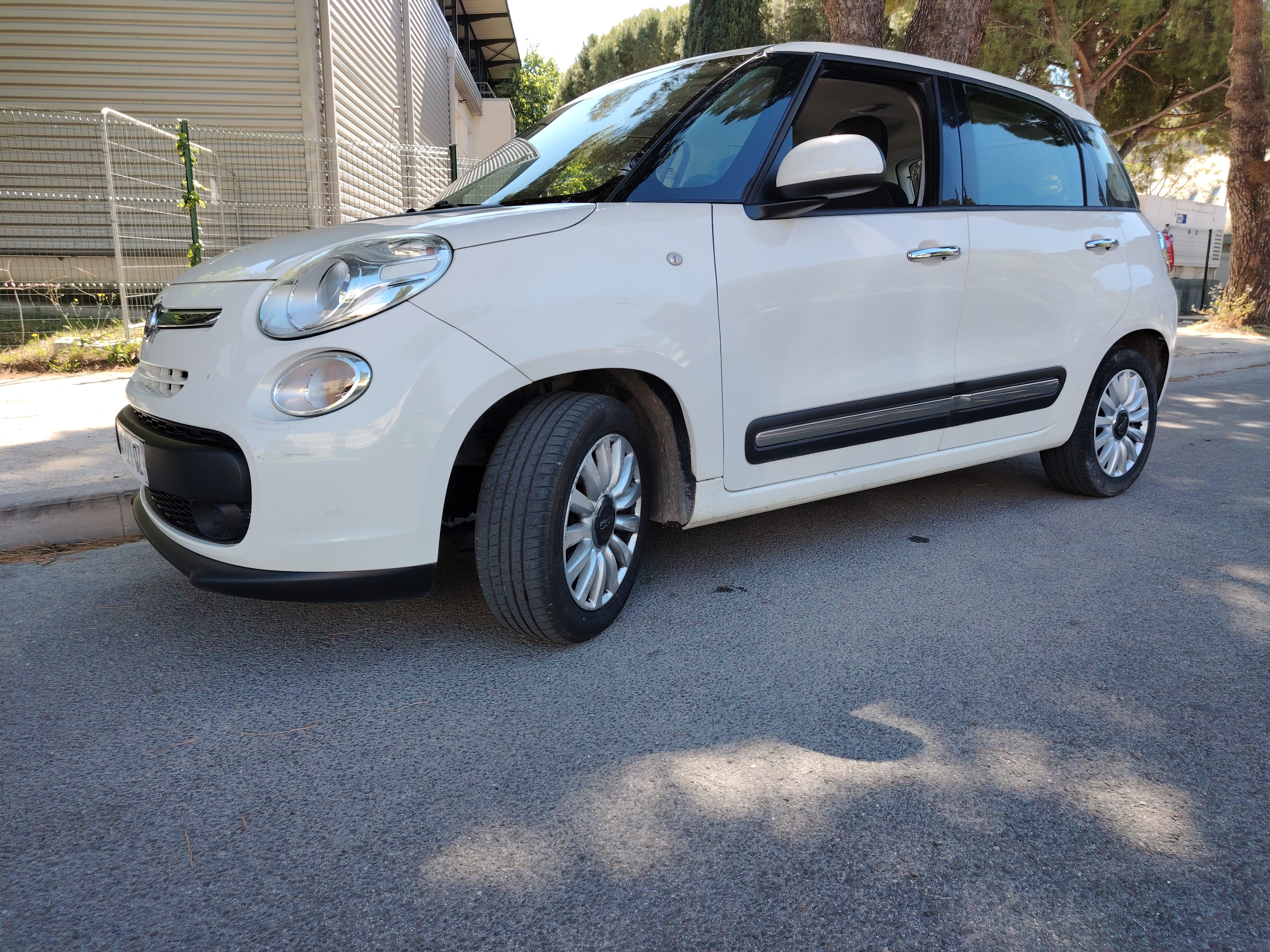 Fiat 500L Proche gare, 2014, Essence 95