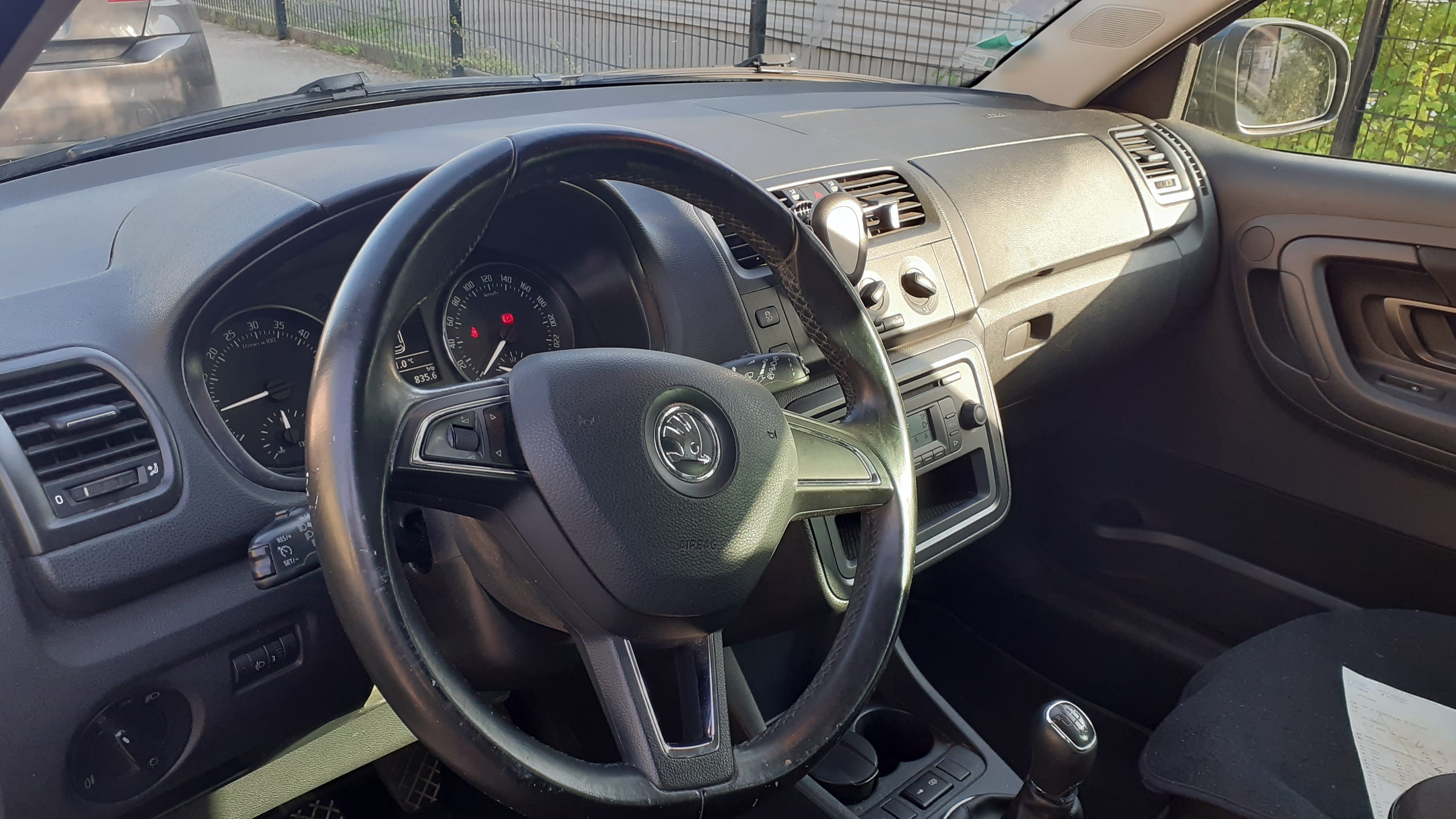 Skoda Fabia 1.6 TDI connecté 24/24 avec Pneus neige
