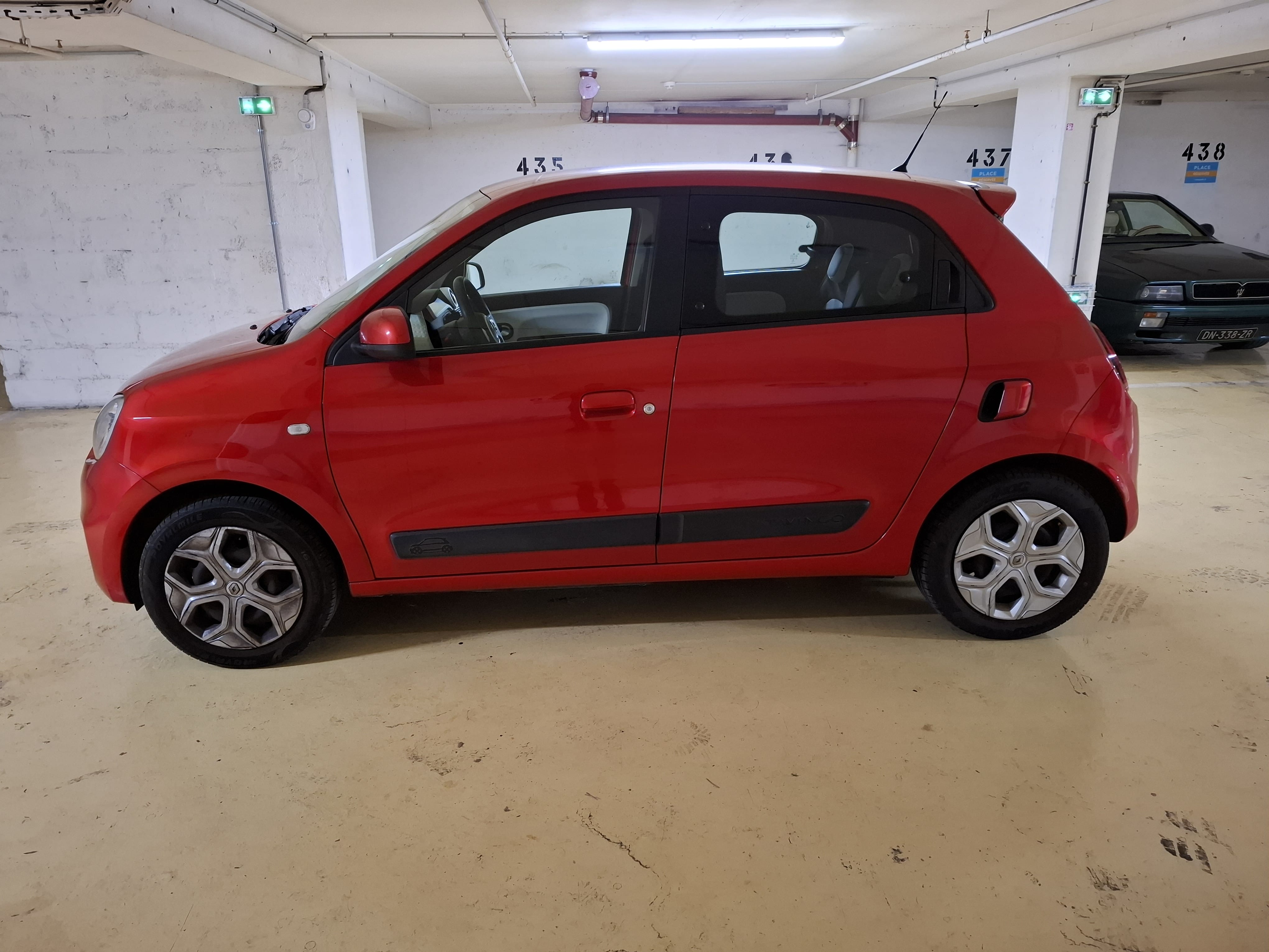 Renault Twingo FP886 avec Climatisation