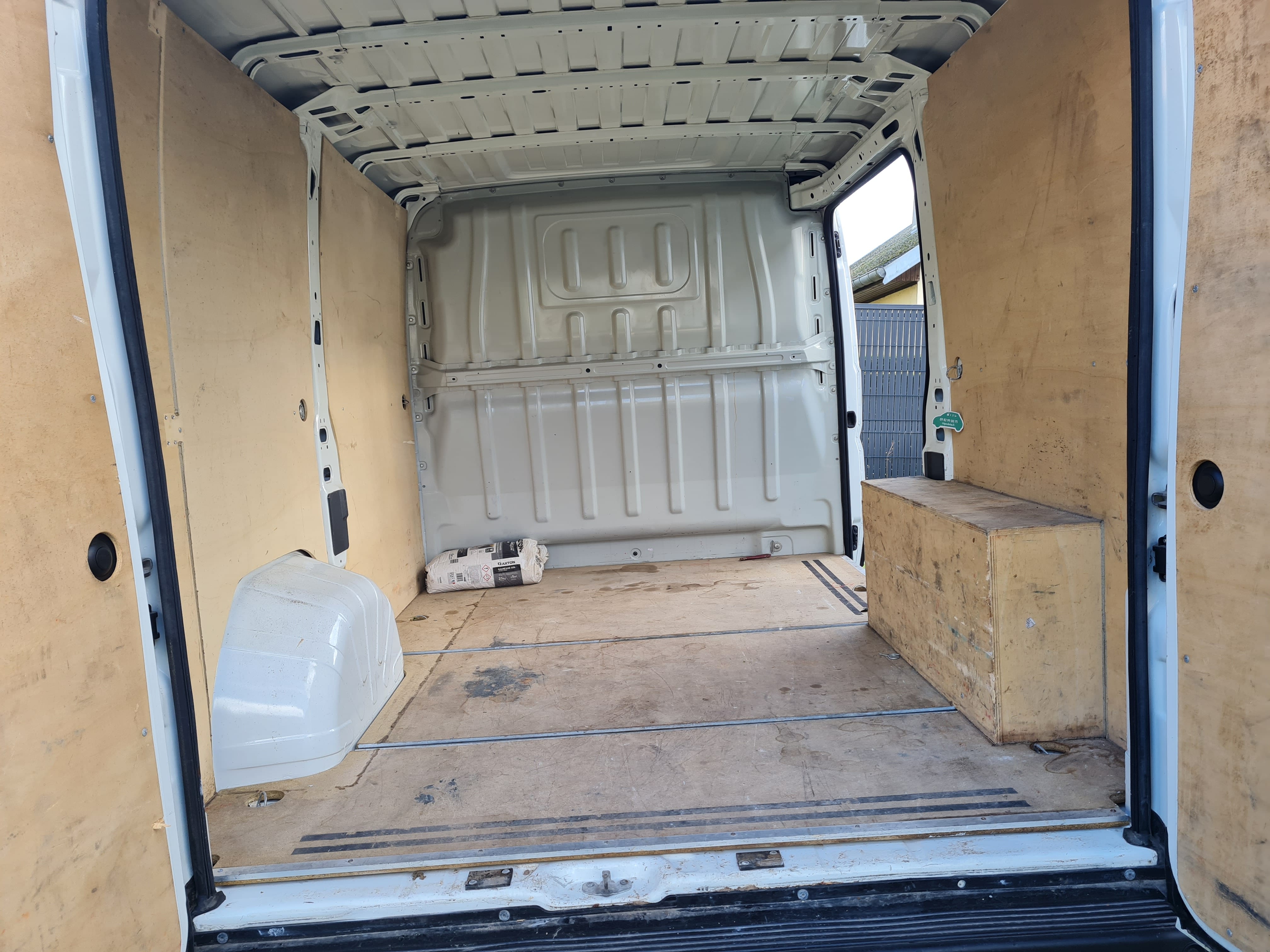 Citroen Jumper FOURGON.  9 m³ avec Accessible fauteuil roulant