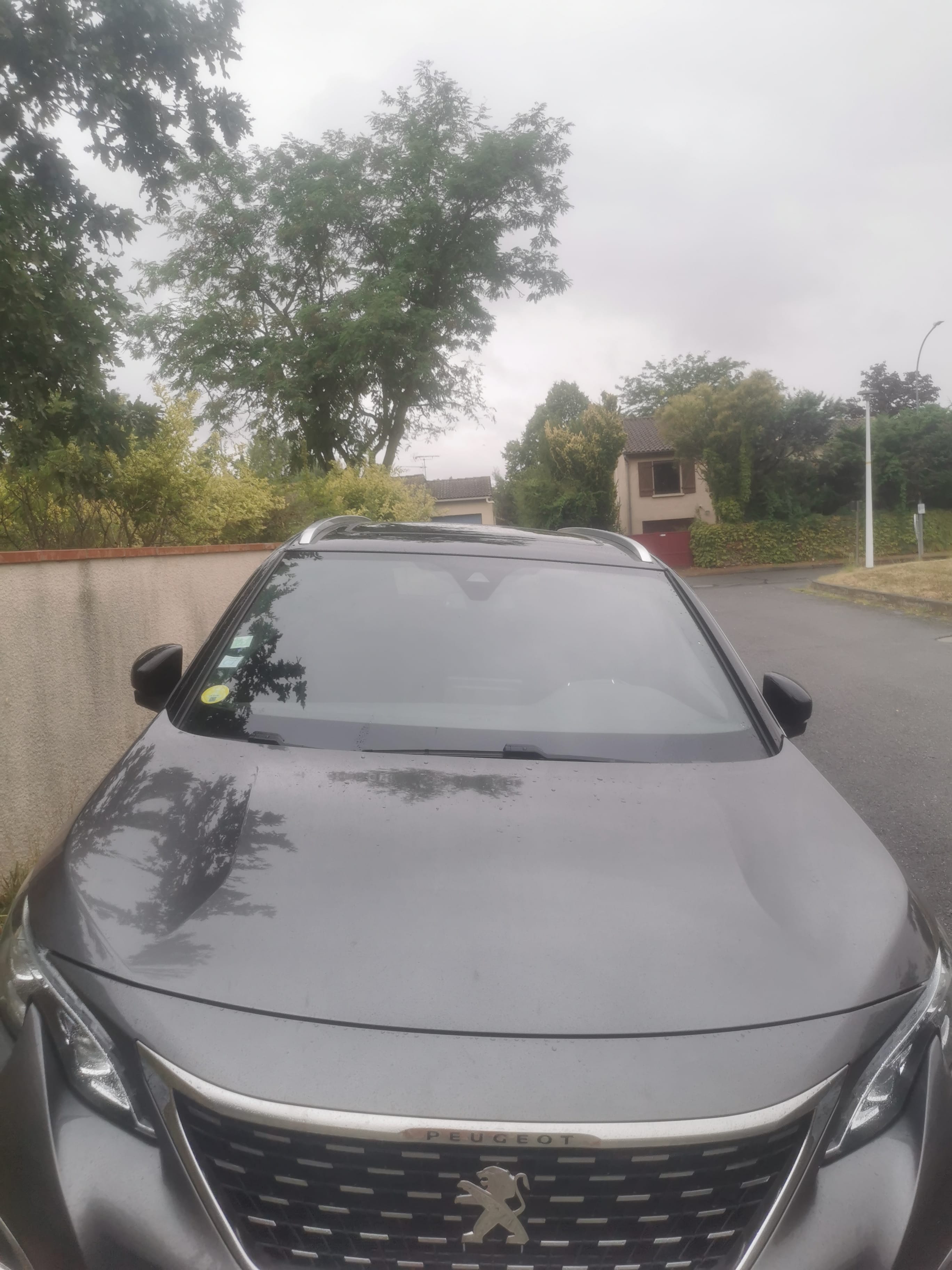 Peugeot 5008 avec Entrée audio / iPod