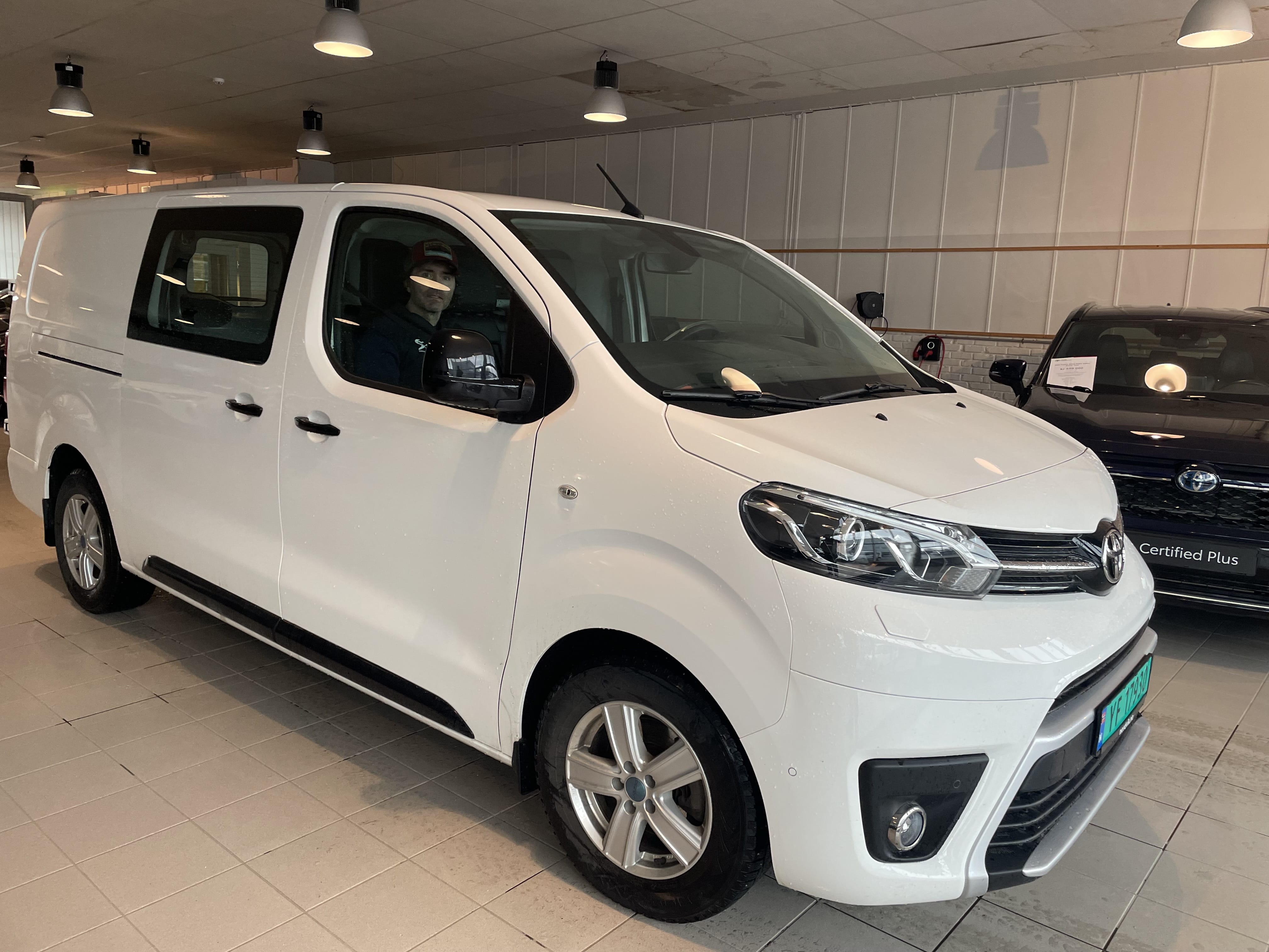 Toyota Proace Varebil Lang, 2021, Diesel, automatic