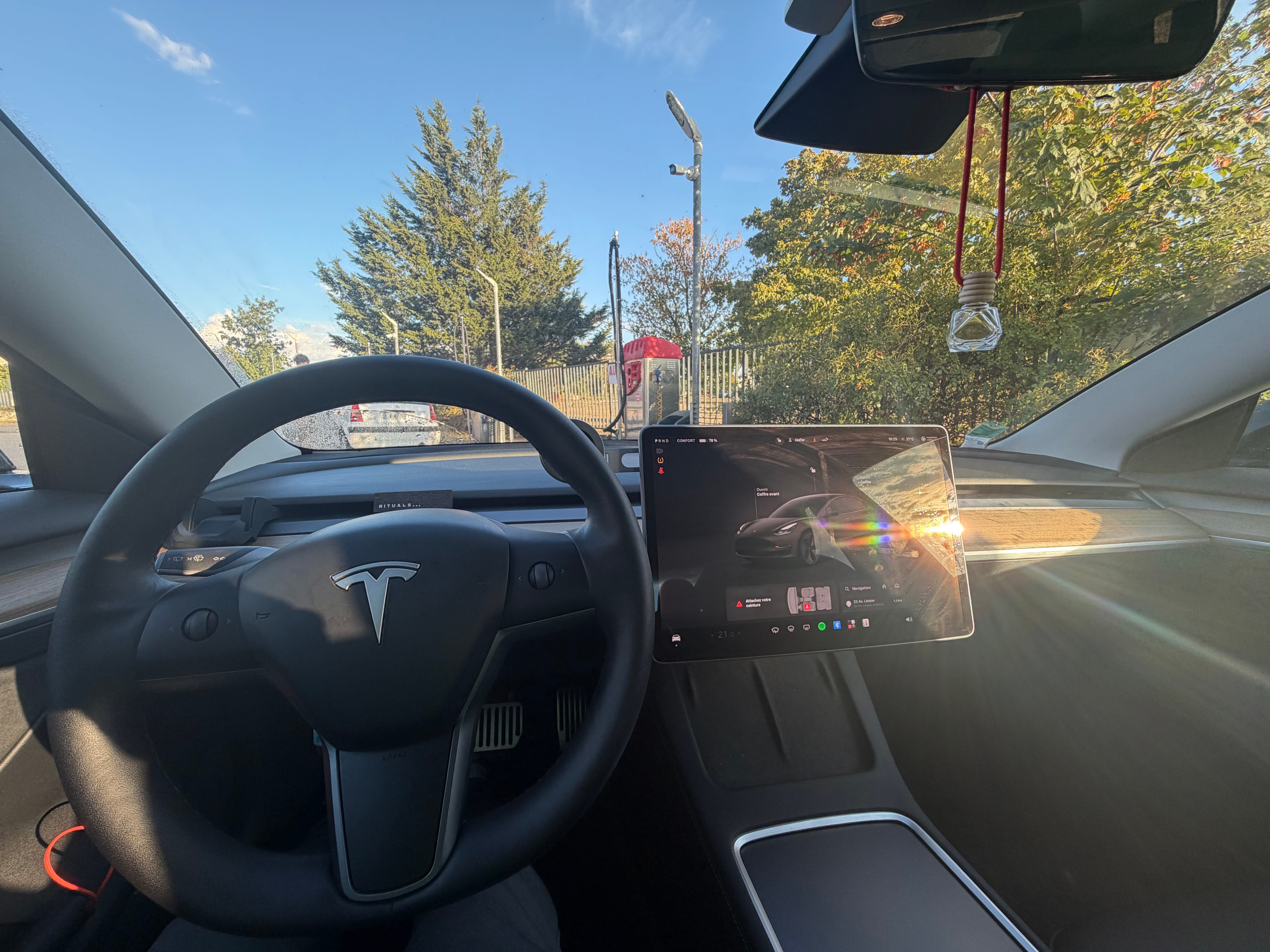 Tesla Model 3 avec Caméra de recul