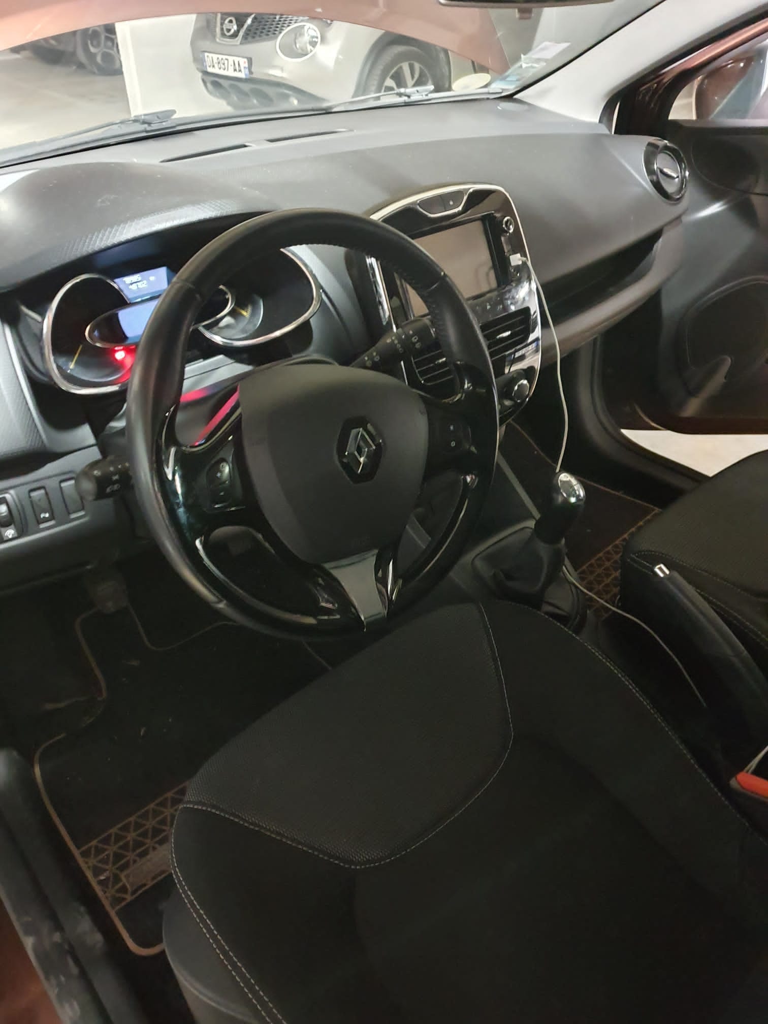 Renault Clio avec GPS