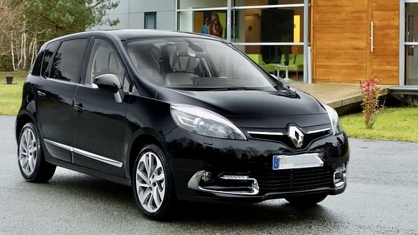 Renault Scenic Louez le Renault Scénic 5 Places Initiale – Spacieux, Confortable et Économique !, 2013, Diesel