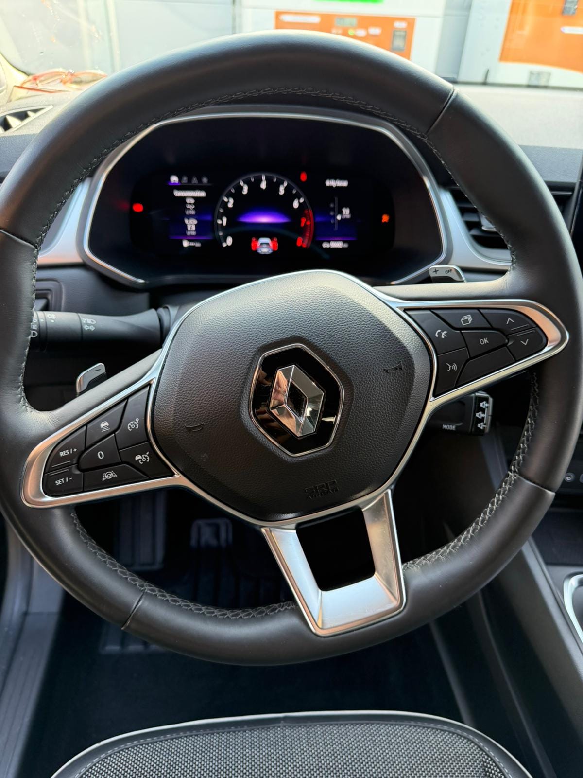 Renault Captur 1.3 tce mild hybrid avec GPS