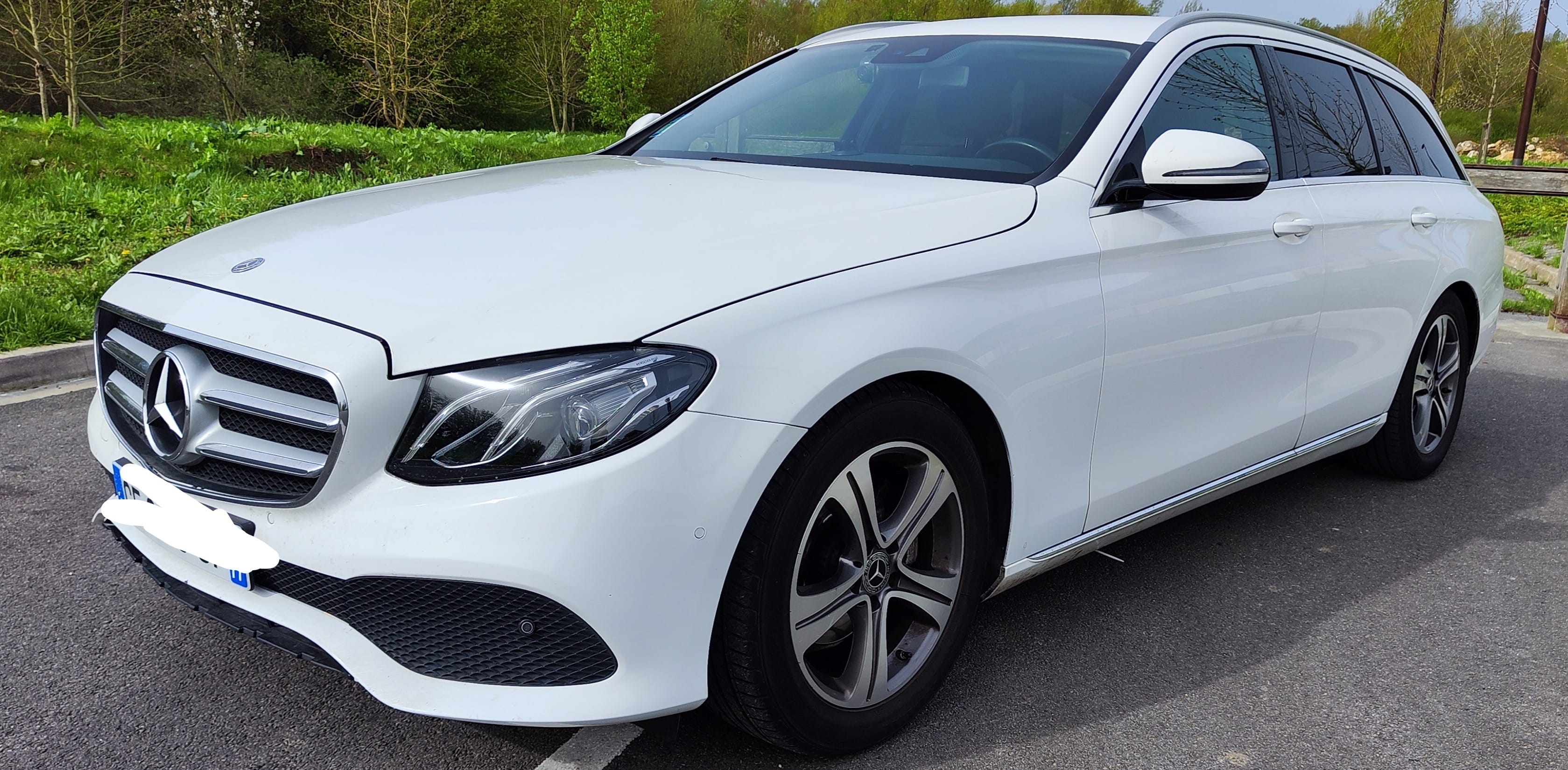 Mercedes-Benz Classe E Break avec Climatisation