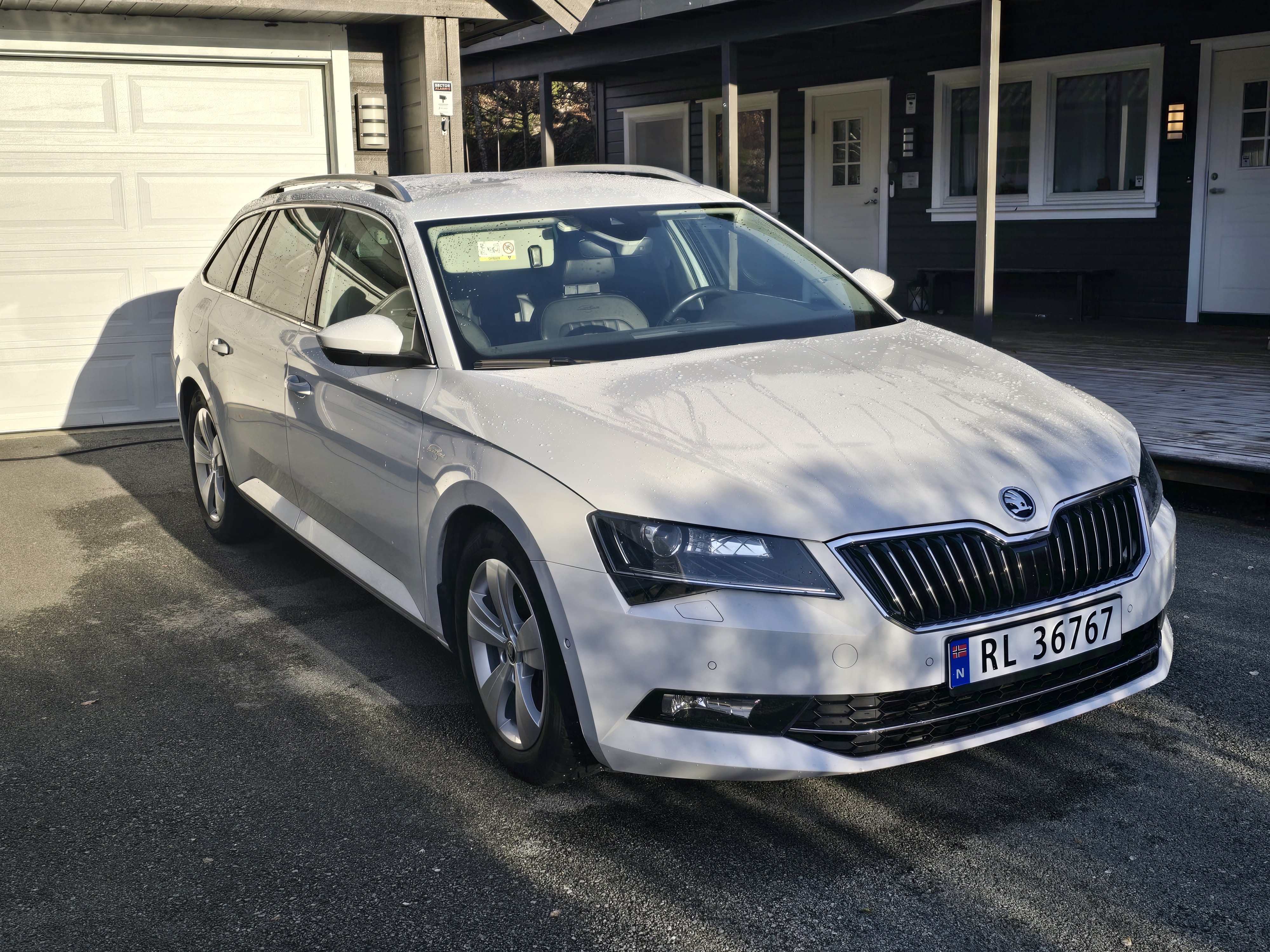 Skoda Superb, 2018, Diesel, automatisk