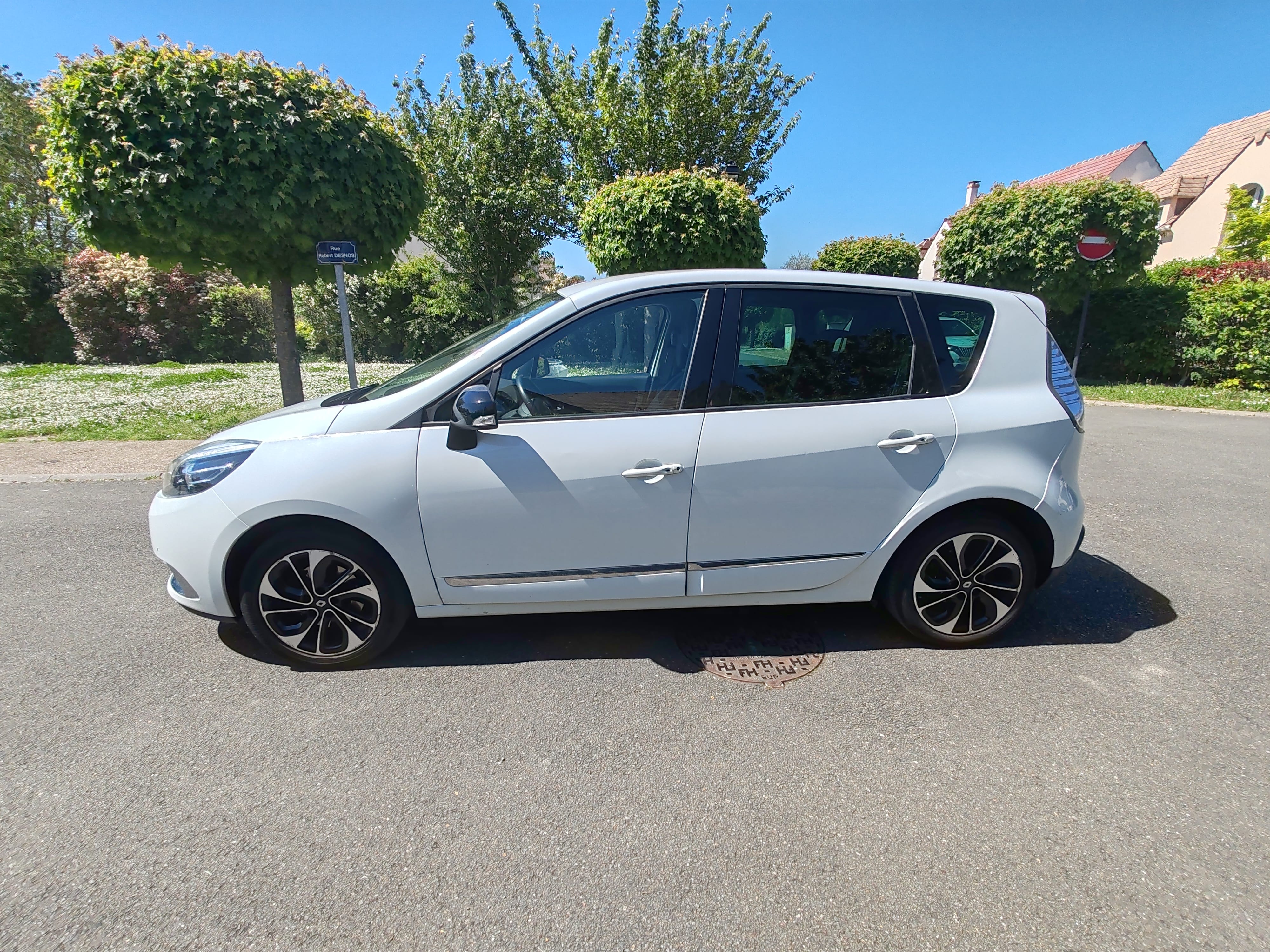 Renault Scenic 1.5 DCI avec Climatisation