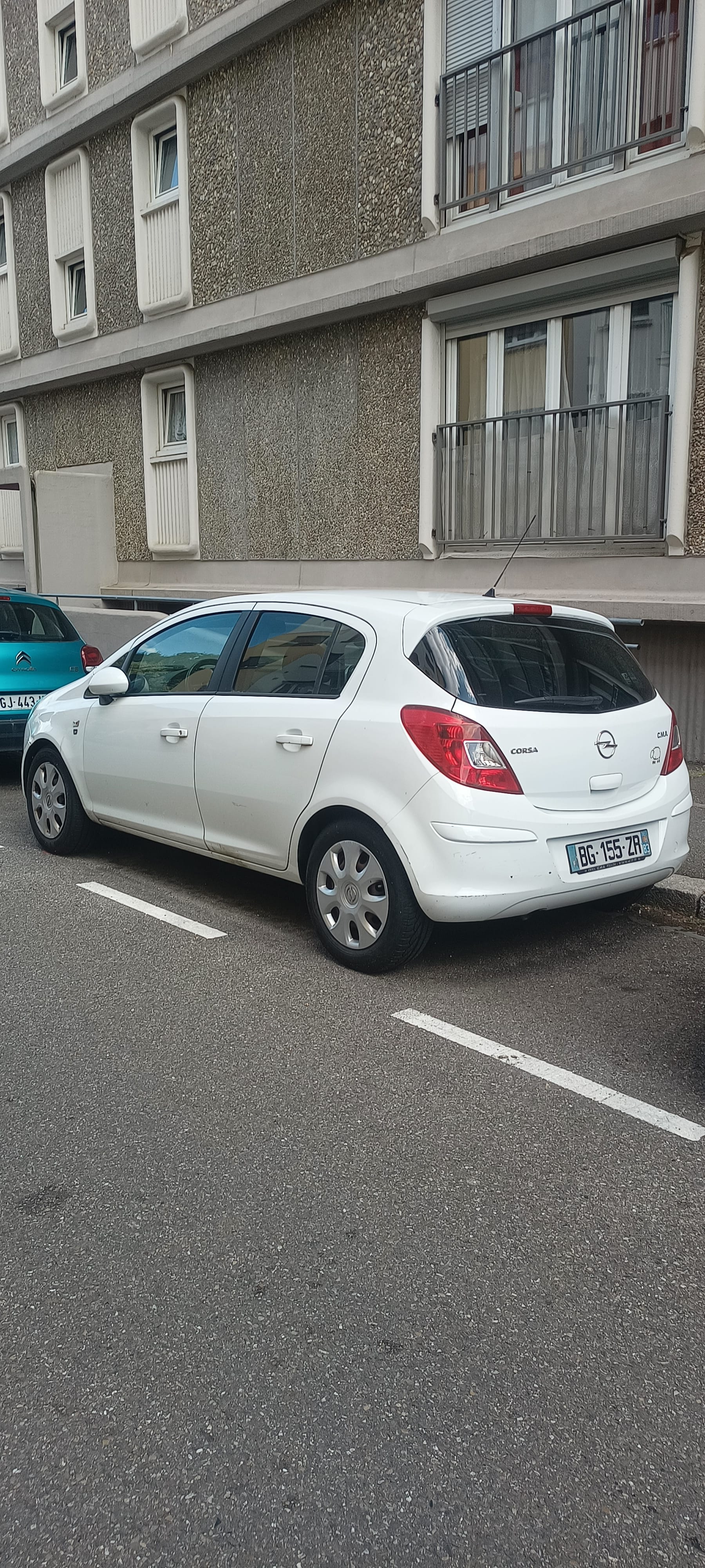 Opel Corsa avec Régulateur de vitesse