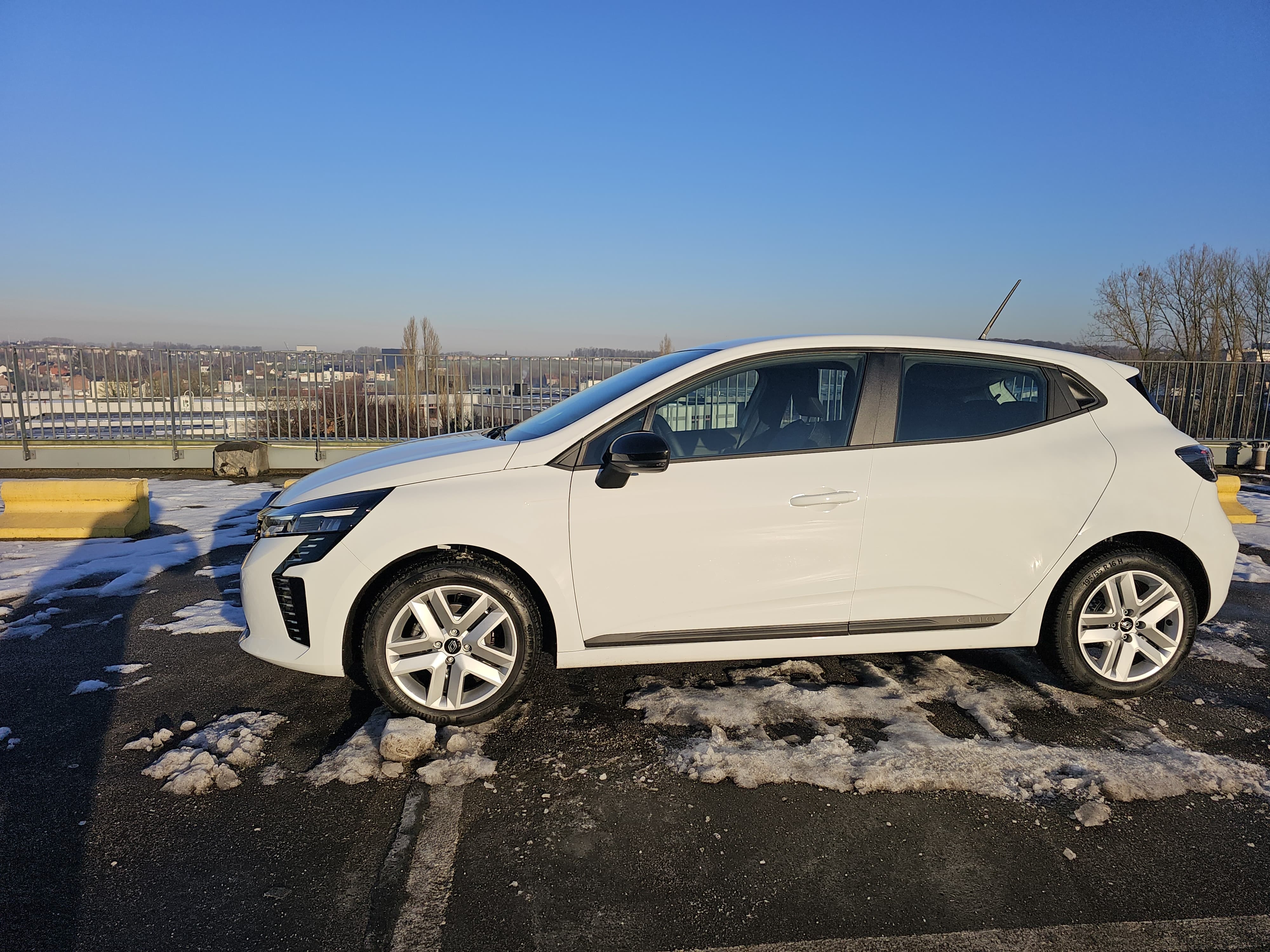 Renault Clio con Aire acondicionado