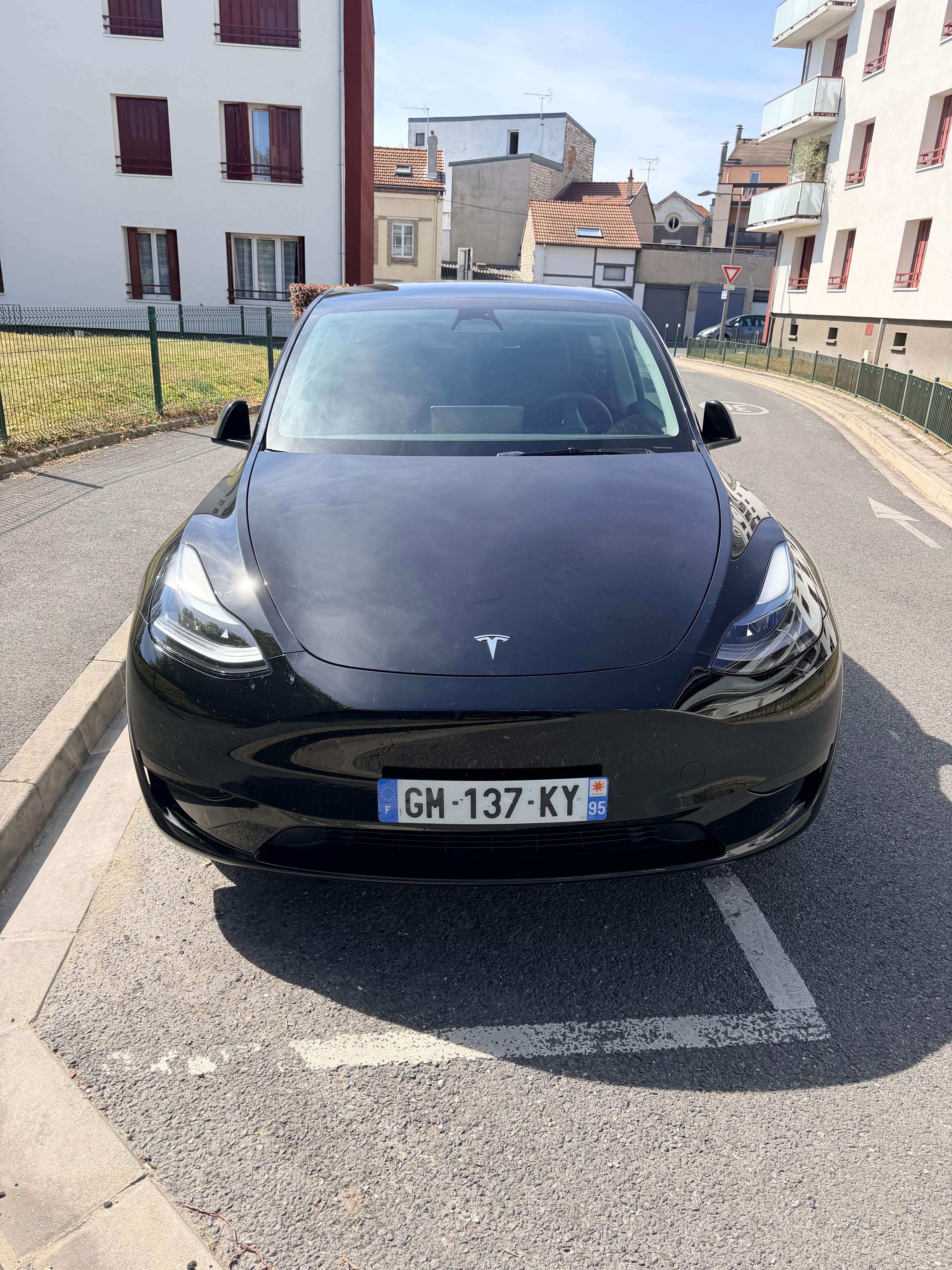Tesla Model Y Long Range avec Caméra de recul