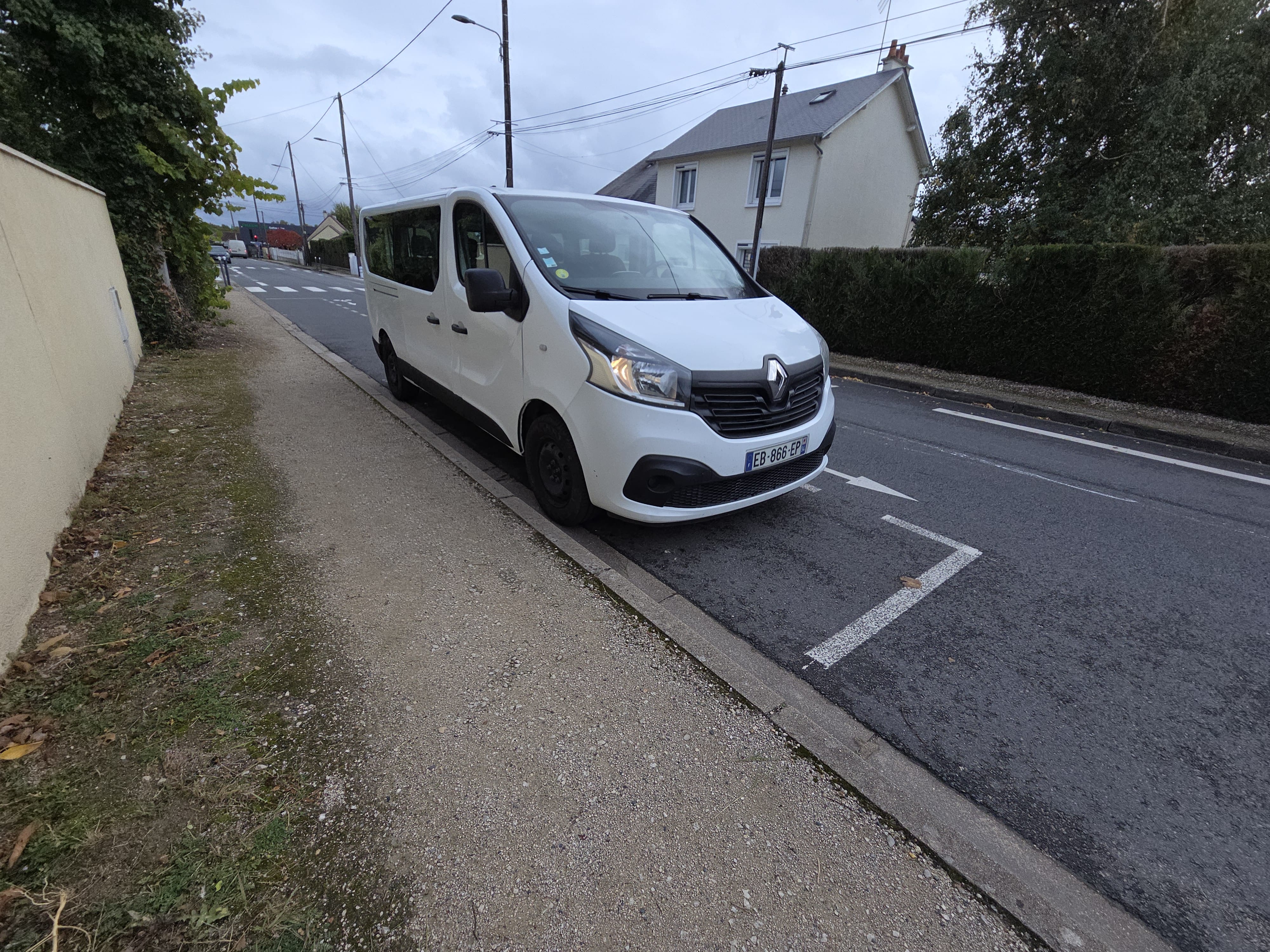 Renault Trafic Passenger Passanger 9 places EB866 avec Climatisation