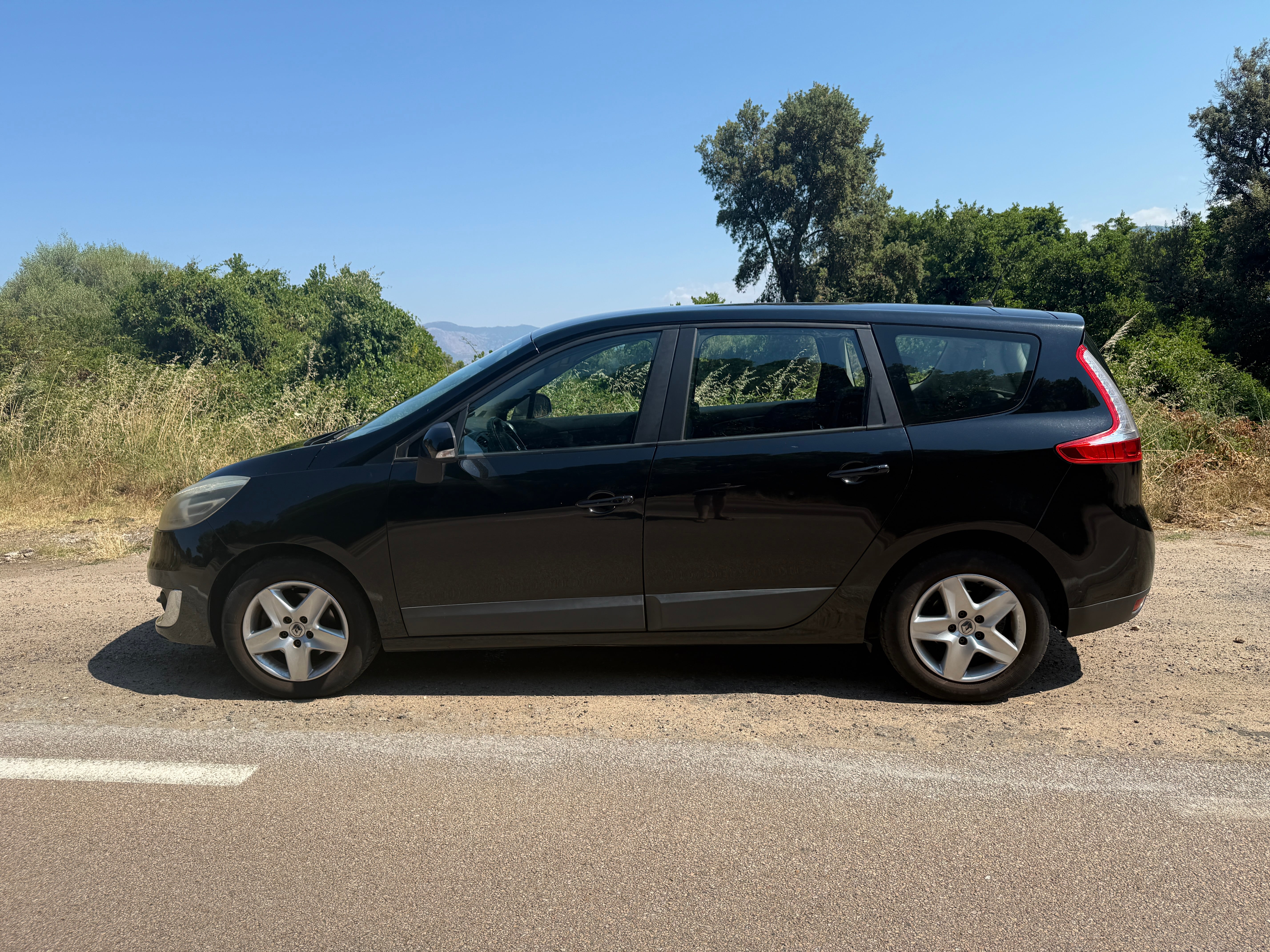 Renault Grand Scenic avec Climatisation