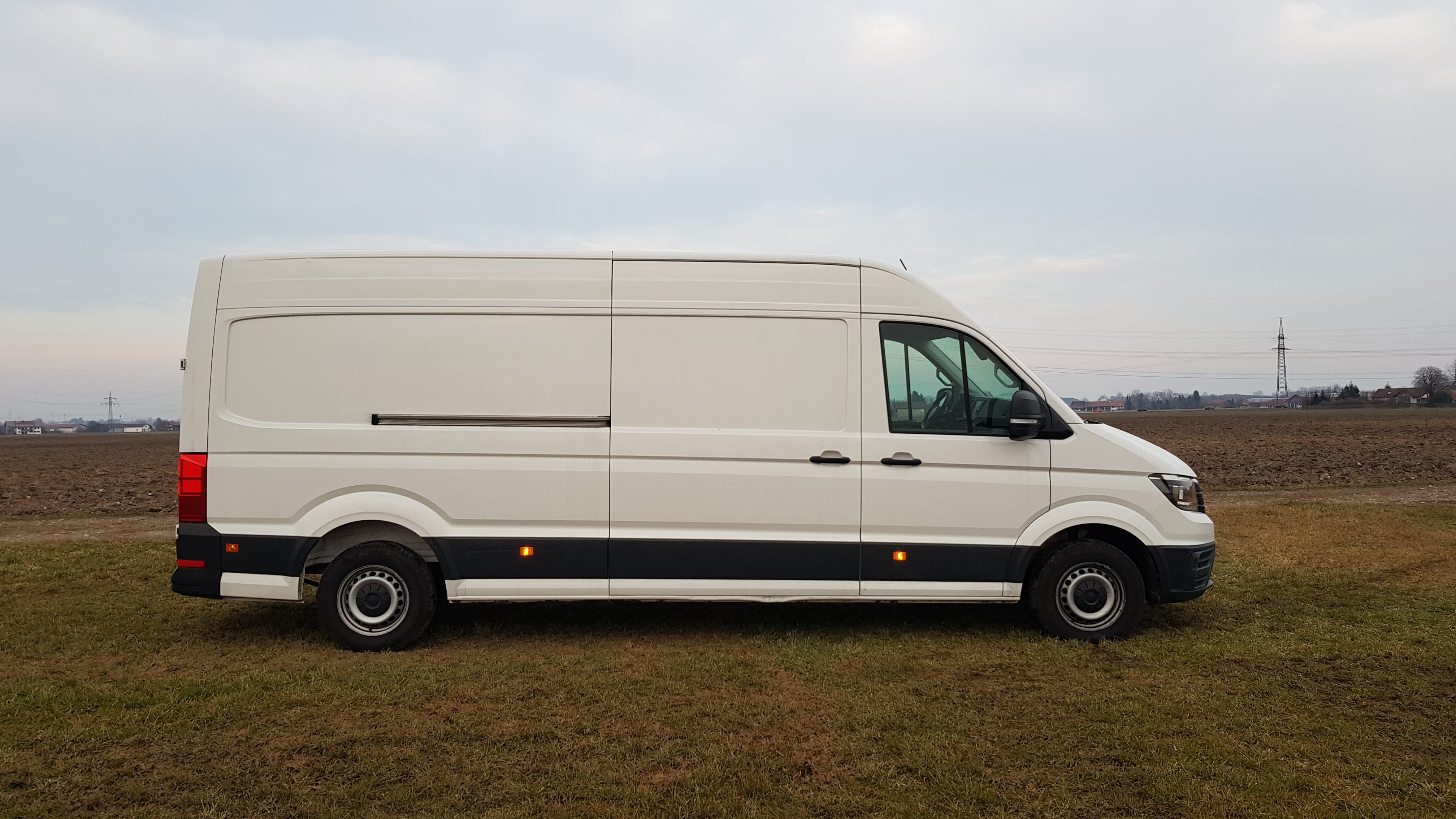 Volkswagen Crafter L4 H3 with Air conditioning