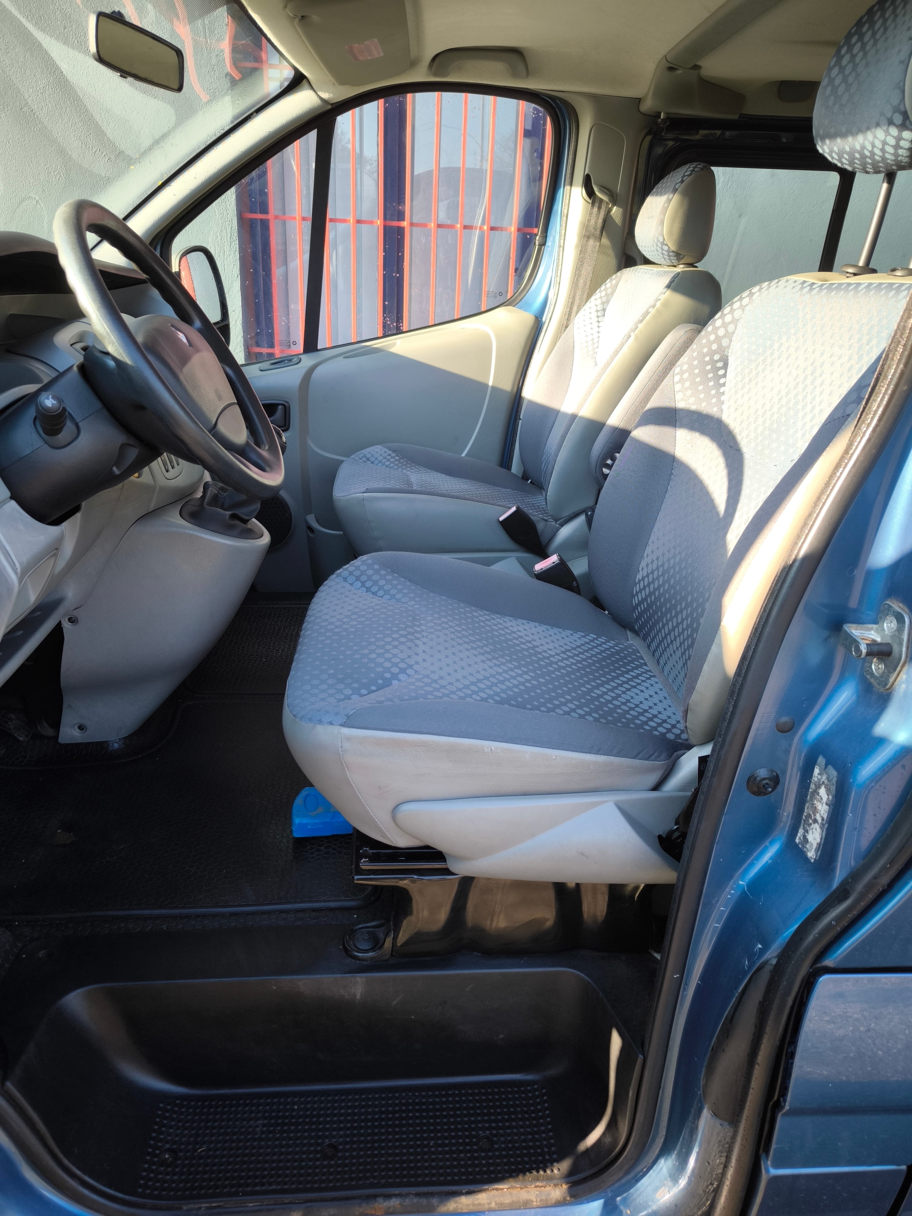 Peugeot 807 trafic 2.0 dci 115 passenger
