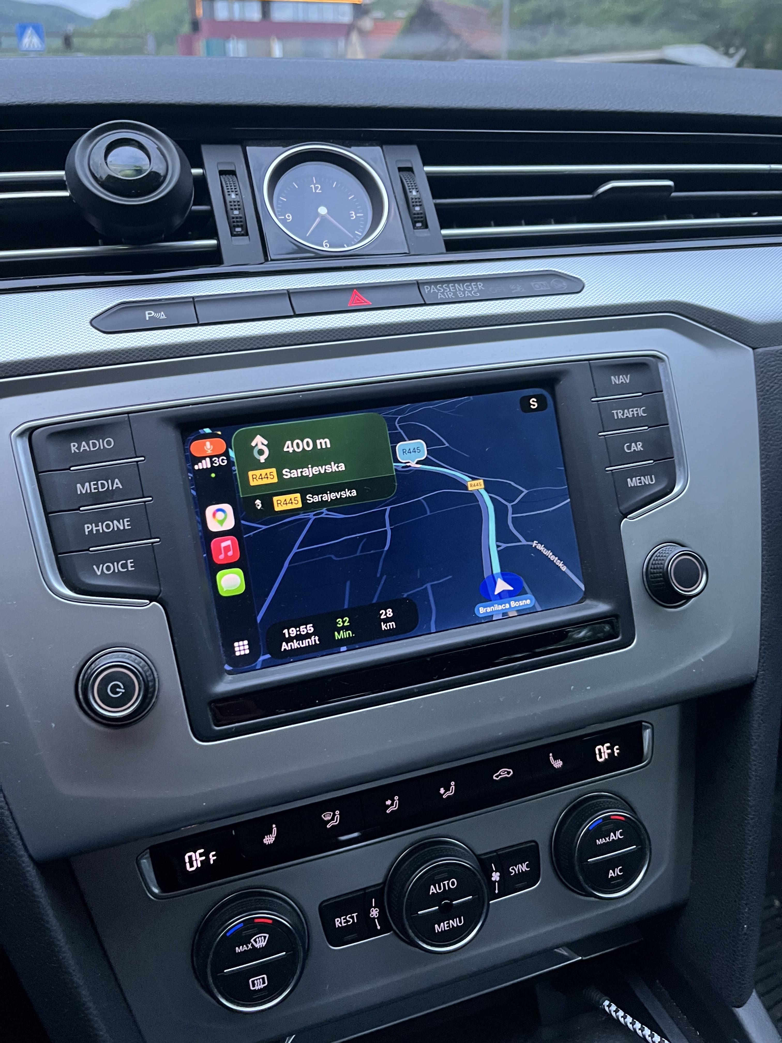 Volkswagen Passat mit Dashcam